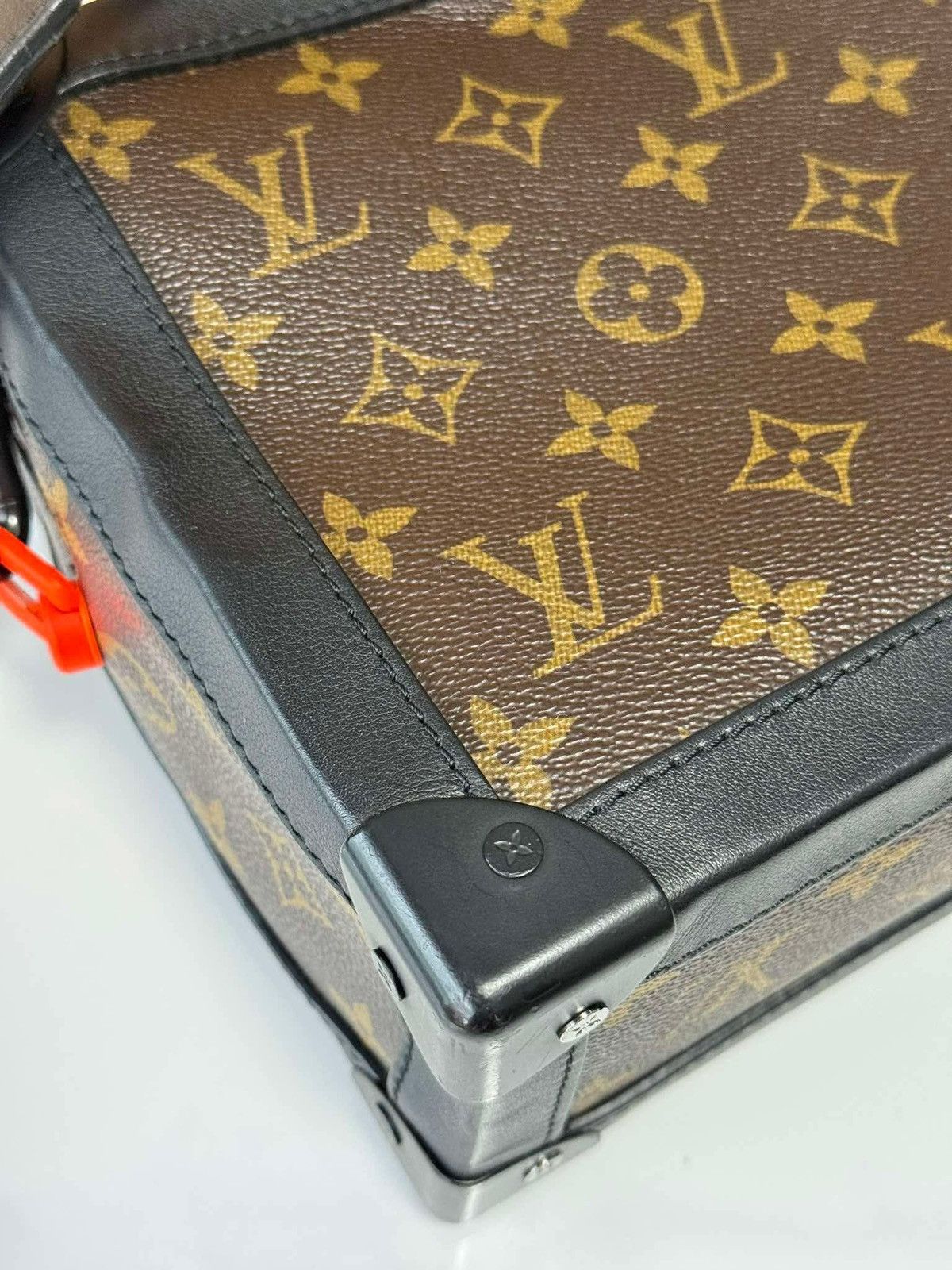 Louis Vuitton Louis Vuitton Soft Trunk Size ONE SIZE - 15 Thumbnail