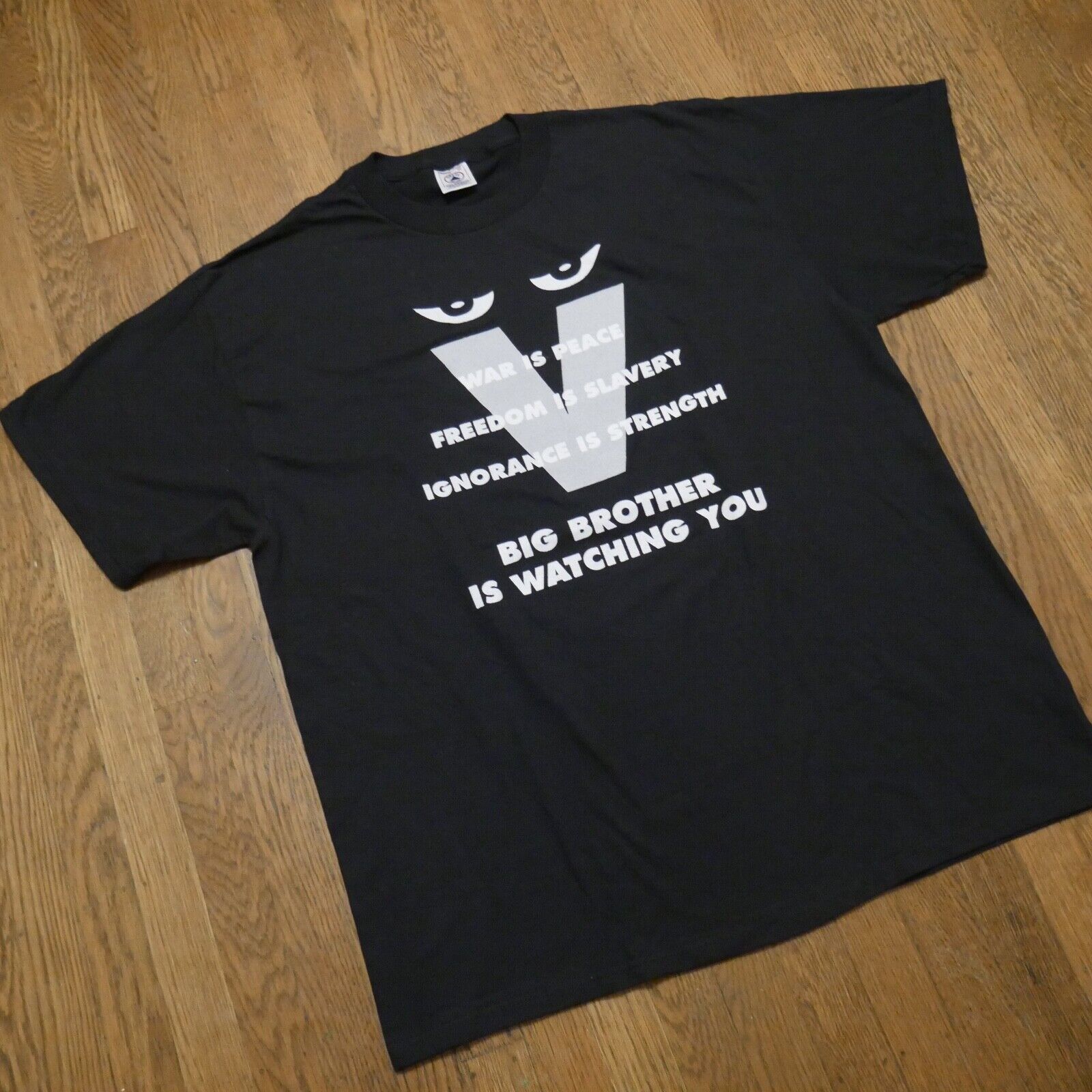 Delta Vintage V For Vendetta Movie Promo George Orwell T Shirt XL Size US XL / EU 56 / 4 - 2 Thumbnail