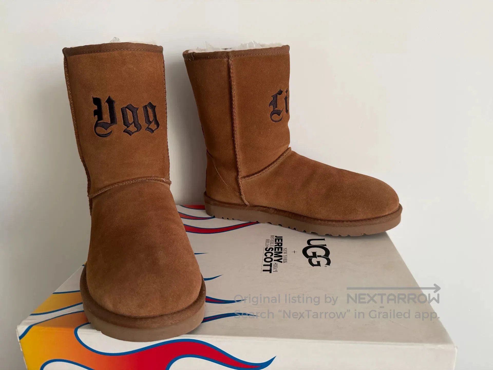 Jeremy Scott UGG Jeremy Scott Classic Short Boots. Size US 10.5 / IT 40.5 - 6 Thumbnail