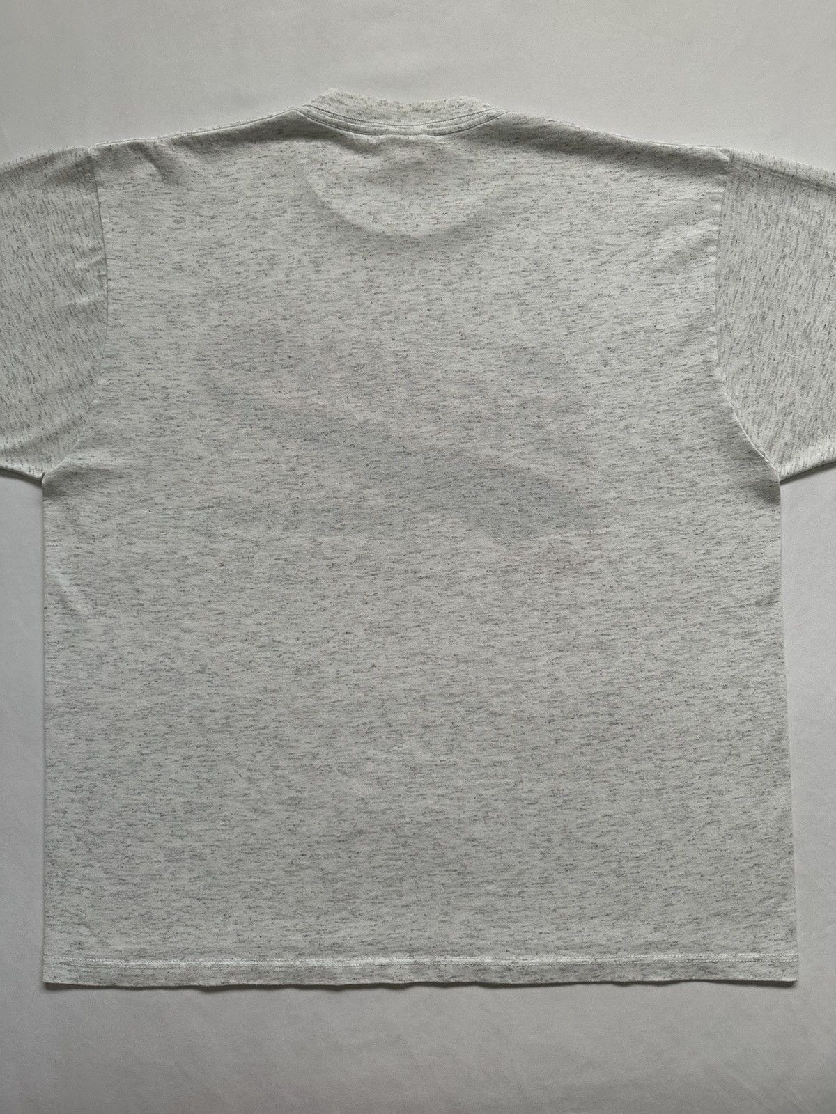 Vintage Vintage 90s Collegiate Kinesiology Script Graphic T-Shirt Size US XL / EU 56 / 4 - 7 Thumbnail