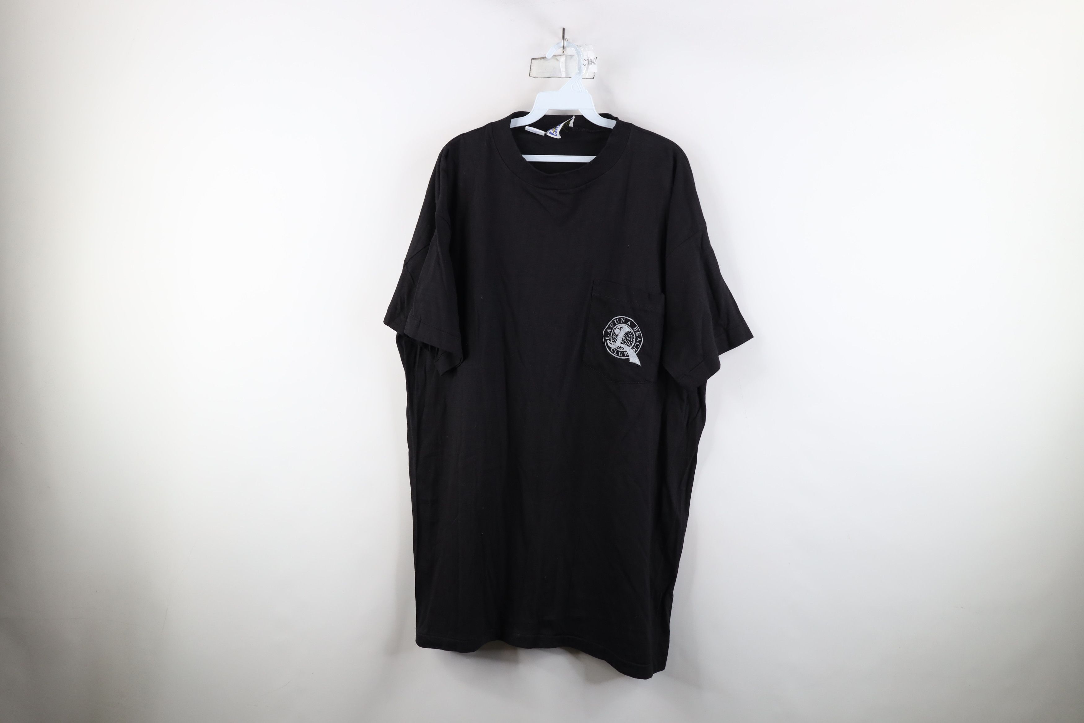 Vintage Vintage 90s Streetwear Fit Laguna Beach Club Pocket T-Shirt Size US XL / EU 56 / 4 - 1 Thumbnail