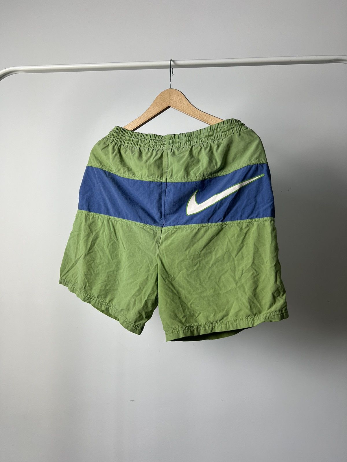 Nike Nike Vintage Shorts Big Logo y2k Size US 32 / EU 48 - 1 Thumbnail