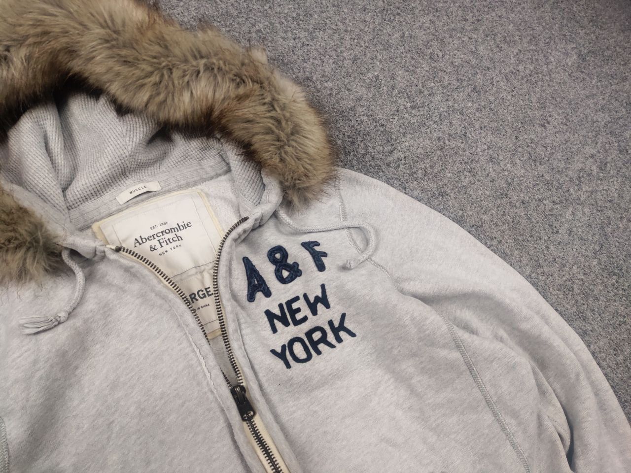 Abercrombie & Fitch Vintage Y2K Abercrombie If six was nine fur Zip Hoodie Opium Size US L / EU 52-54 / 3 - 4 Thumbnail