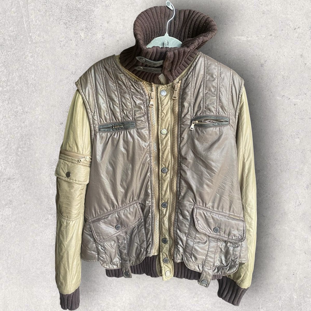 Dolce & Gabbana AW04 2 in 1 Modular High Neck Down Vest Jacket Size US M / EU 48-50 / 2 - 1 Thumbnail