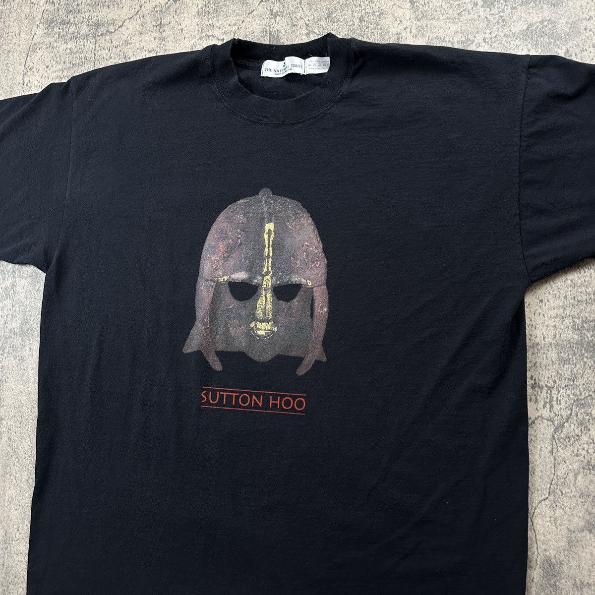 Designer The National Trust Sutton Hoo Black T Shirt Size US L / EU 52-54 / 3 - 7 Thumbnail