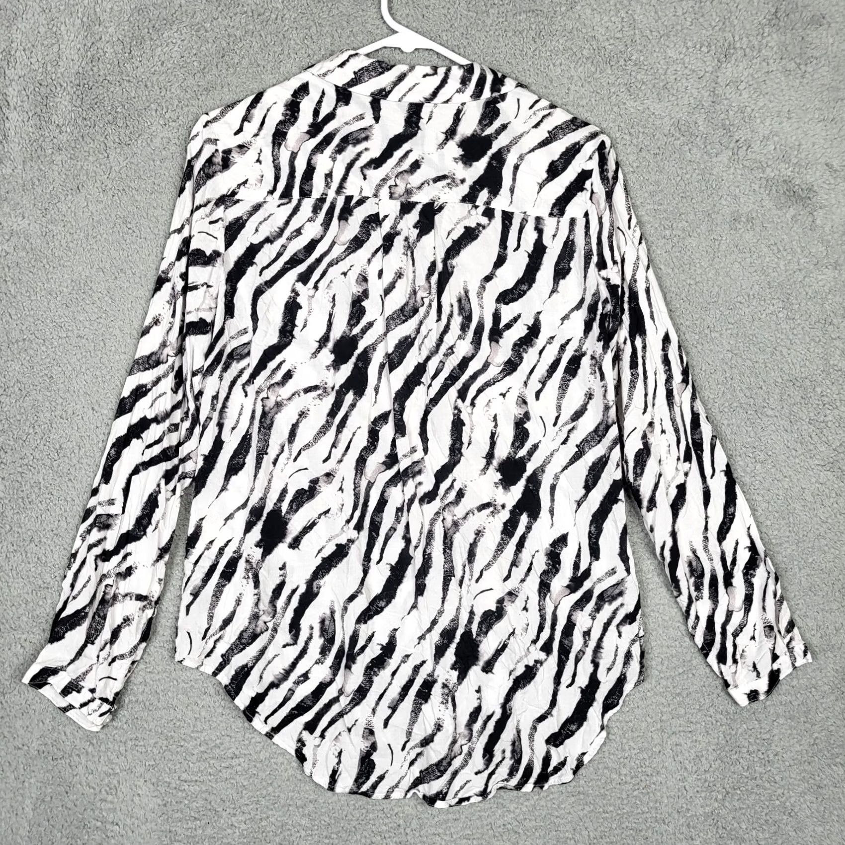 CLOT Cloth & Stone Button Up Zebra Print Women's Shirt M Multicolor Long Sleeve Regular Fit Casual Shirt Women ZX-Print Size M / US 6-8 / IT 42-44 - 2 Thumbnail