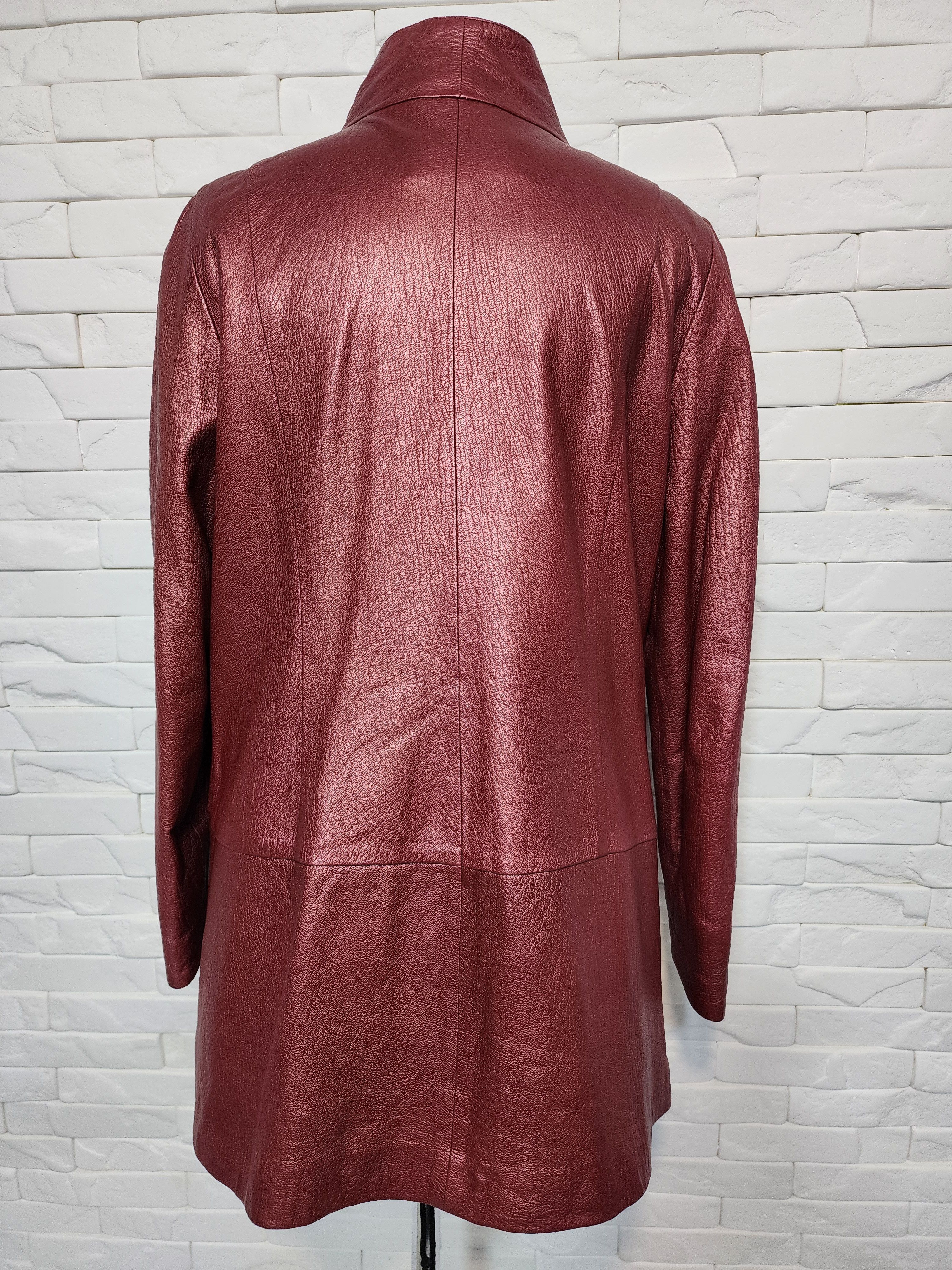 Designer Women's red leather jacket with a metal zipper. Size L / US 10 / IT 46 - 2 Thumbnail
