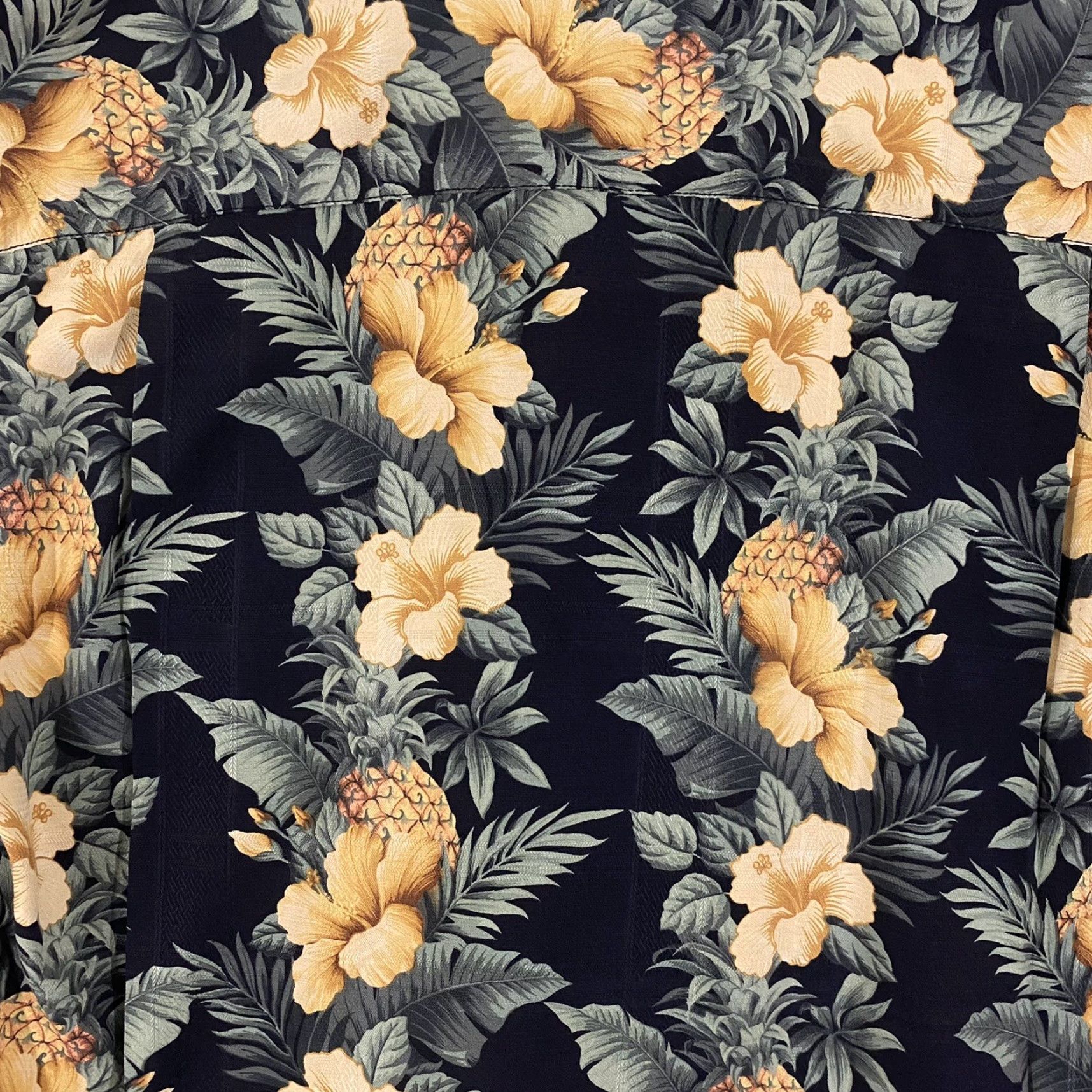 Tommy Bahama Tommy Bahama Shirt Mens Large Black Yellow 100% Silk Hawaiian Pineapple Floral Shirt Casual Hawaiian 90s? Size US L / EU 52-54 / 3 - 7 Thumbnail