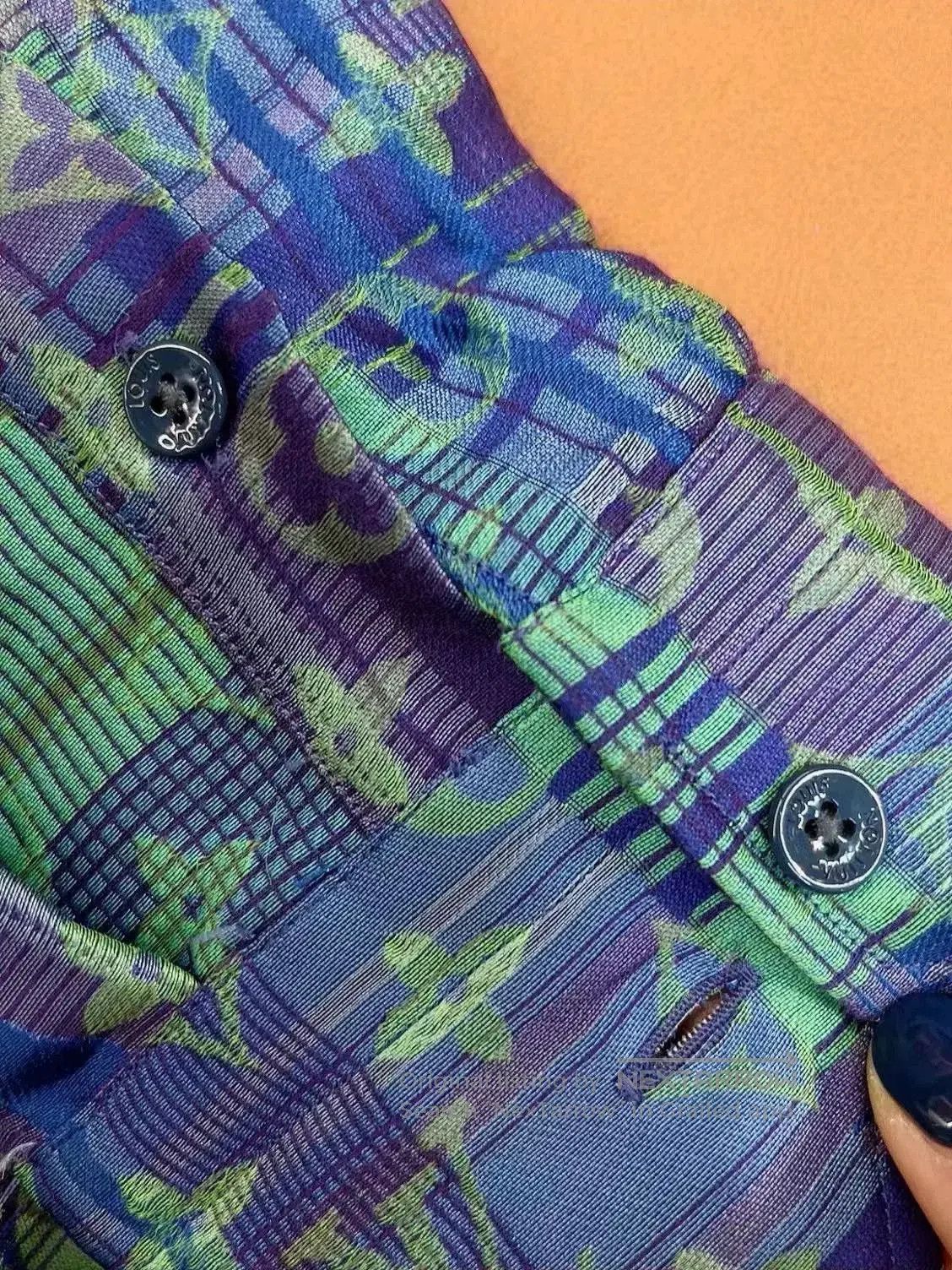Louis Vuitton Louis Vuitton Neon Check Logo Print Shirt. Size US S / EU 44-46 / 1 - 4 Thumbnail