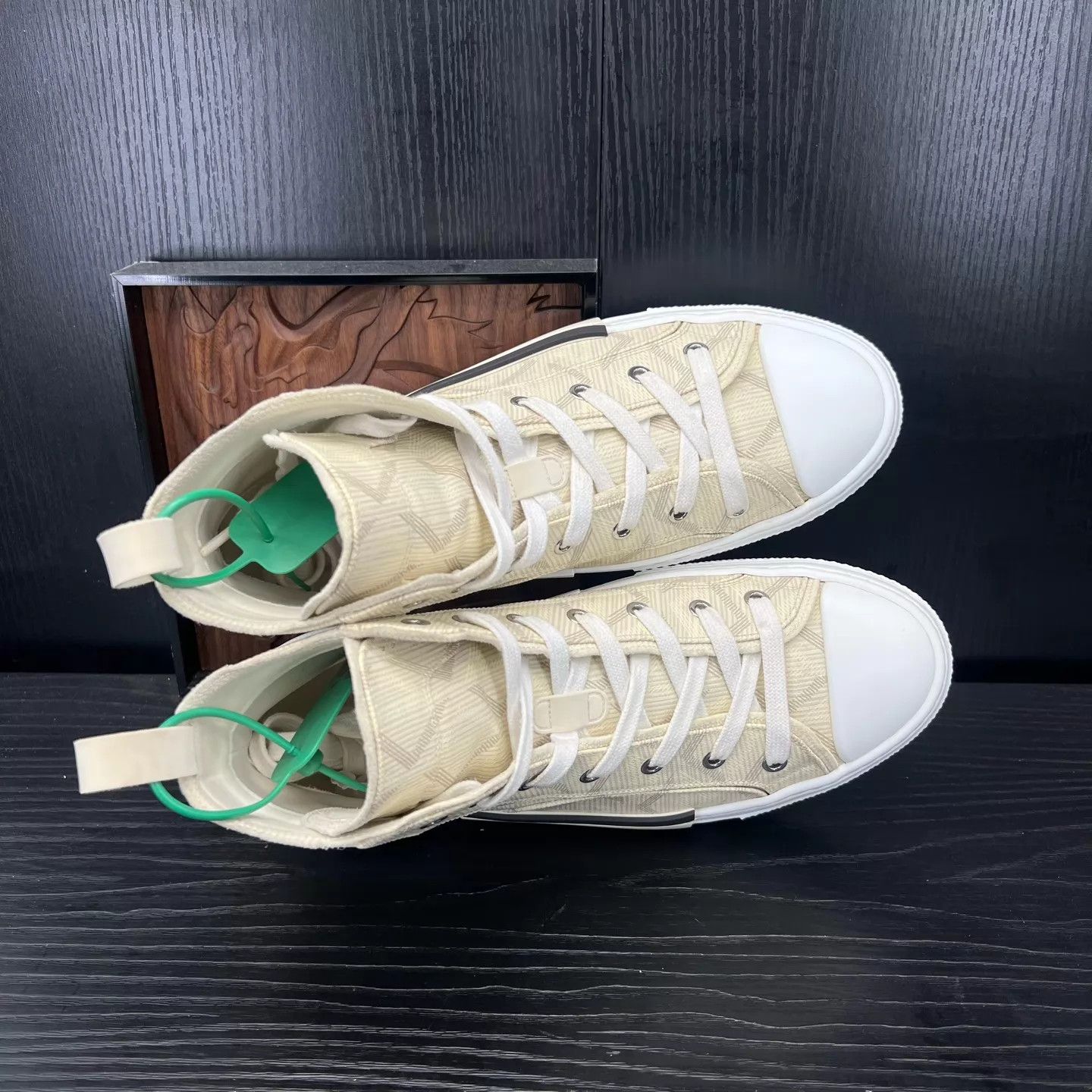 Dior Dior B23 Natural New Men's 42 Sneakers Size US 9 / EU 42 - 4 Thumbnail