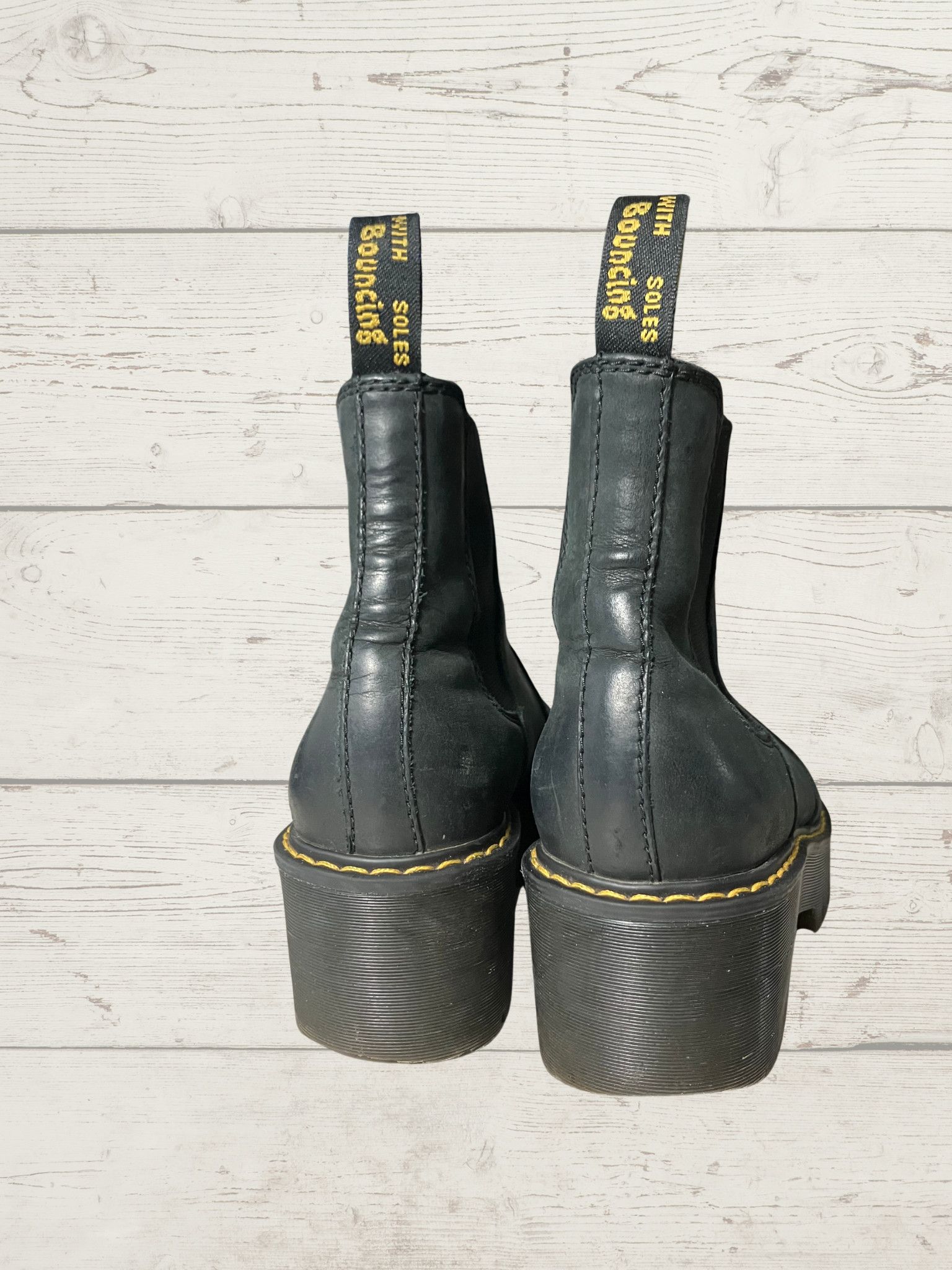 Dr. Martens Dr. Martens — Boots | GUC · Sz 37 Size US 9 / EU 42 - 4 Thumbnail