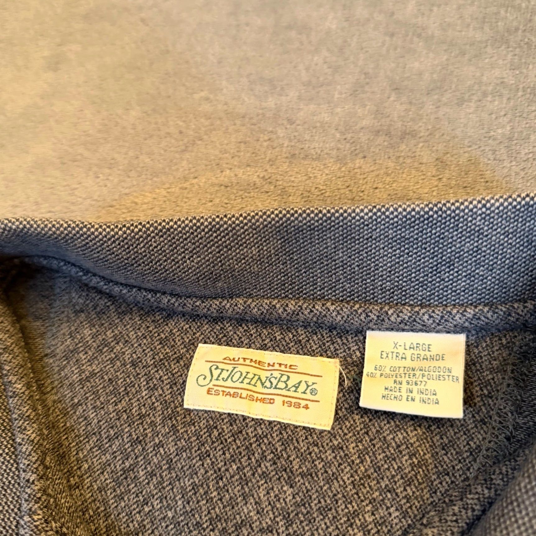 Vintage VINTAGE? No — St. John's Bay Polo Shirt Mens XL Gray Textured Short Sleeve Pocket Size US XL / EU 56 / 4 - 3 Thumbnail