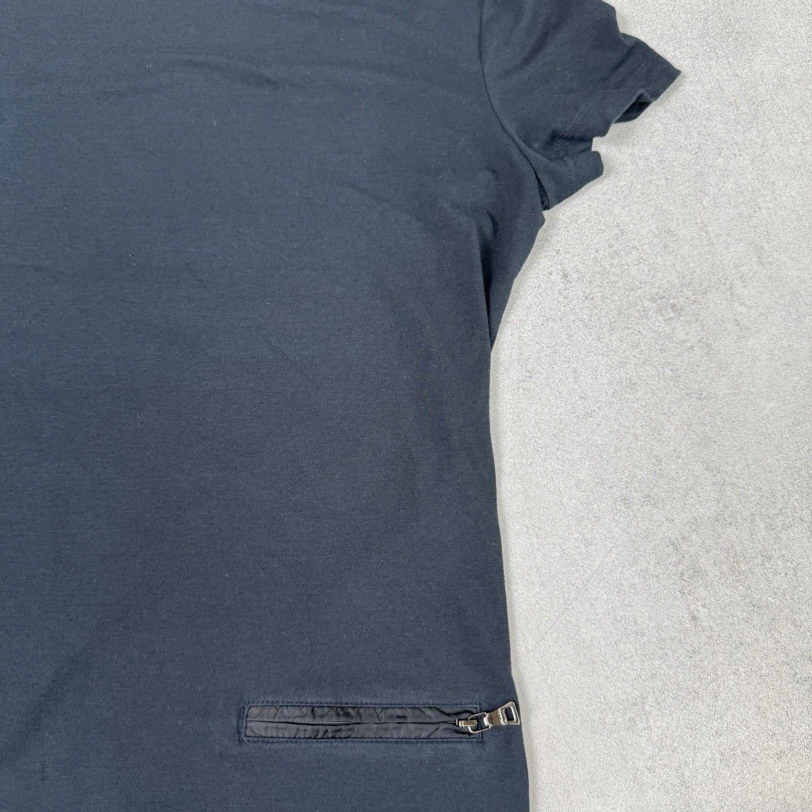 Prada Prada Red Tab Pocket Blue Women T Shirt Size S Size S / US 4 / IT 40 - 8 Thumbnail