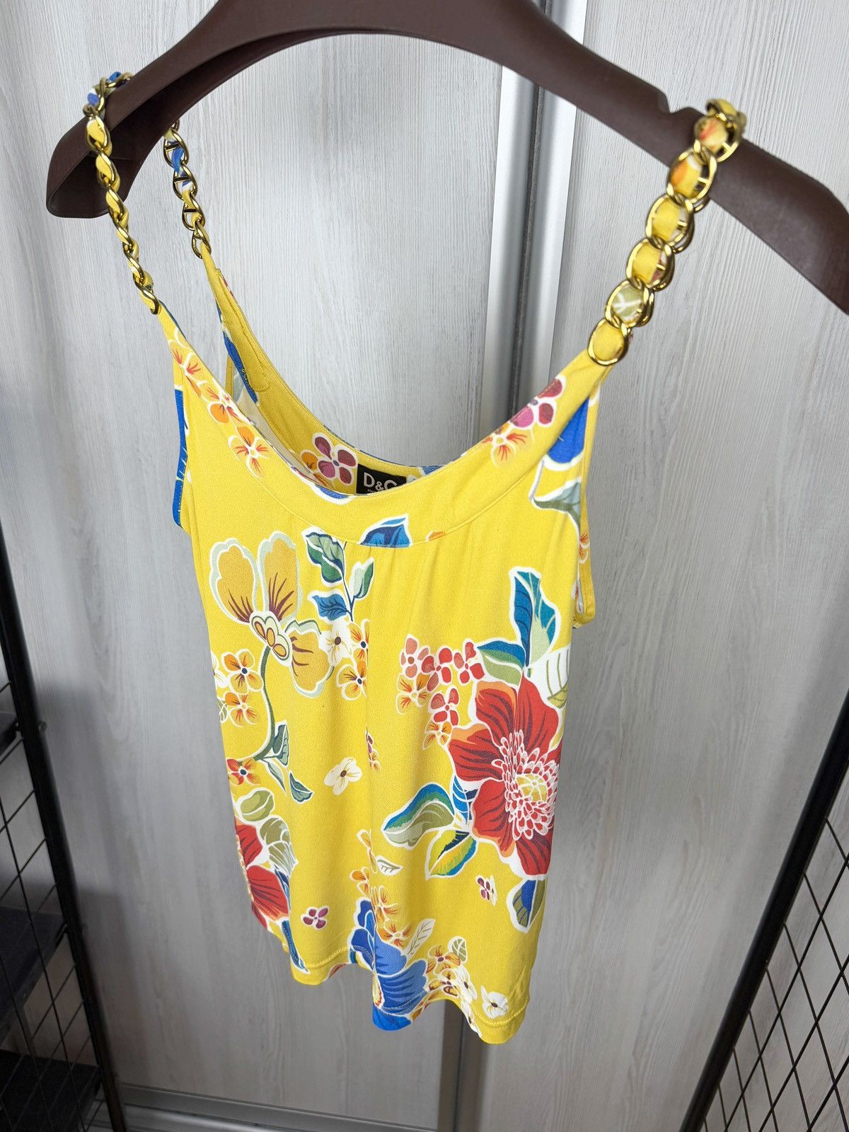 Dolce & Gabbana DOLCE & GABBANA Yellow Floral Top With Gold Chain Straps Y2k Size M / US 6-8 / IT 42-44 - 5 Thumbnail