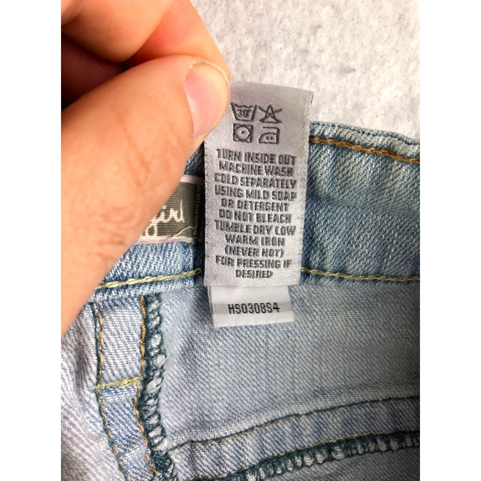Denime Soundgirl Distressed Mid Rise Cuffed Juniors Size 11 30" Waist Blue Denim Short Size 30" / US 8 / IT 44 - 8 Thumbnail