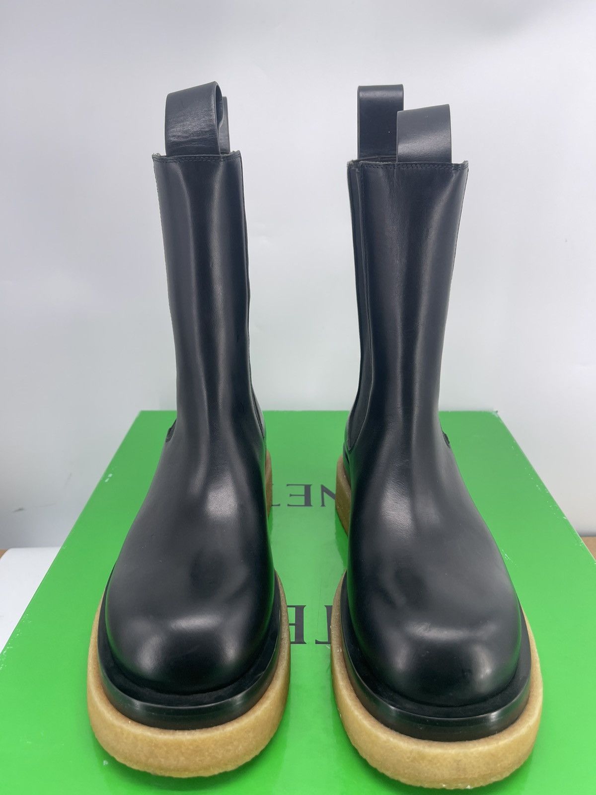 Bottega Veneta Bottega Veneta Lug Boots size eu 40 Size US 7 / EU 40 - 2 Thumbnail