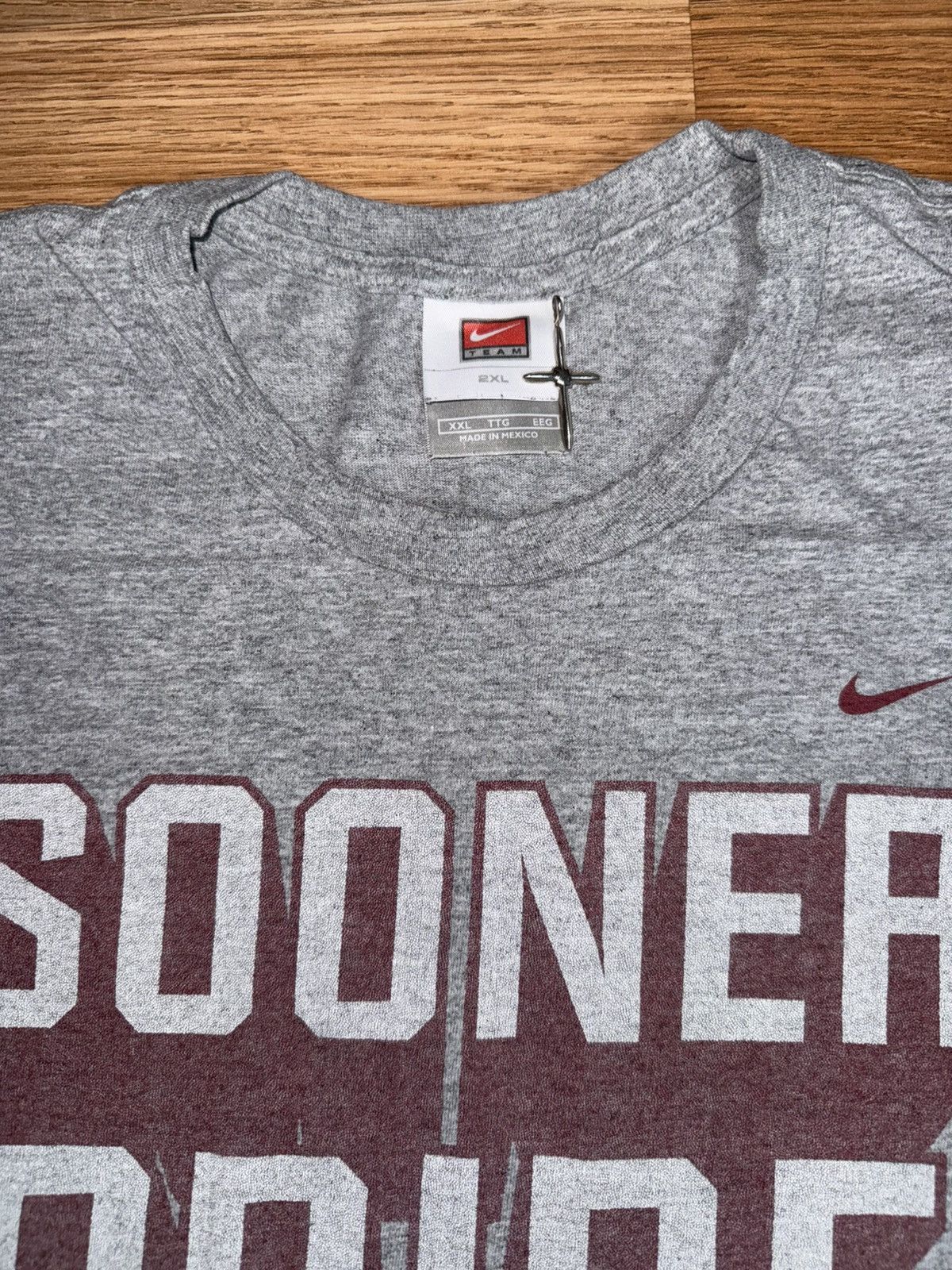 Nike Vintage Nike T Shirt Swoosh Logo Oklahoma Sooners SZ XXLarge Size US XXL / EU 58 / 5 - 3 Thumbnail