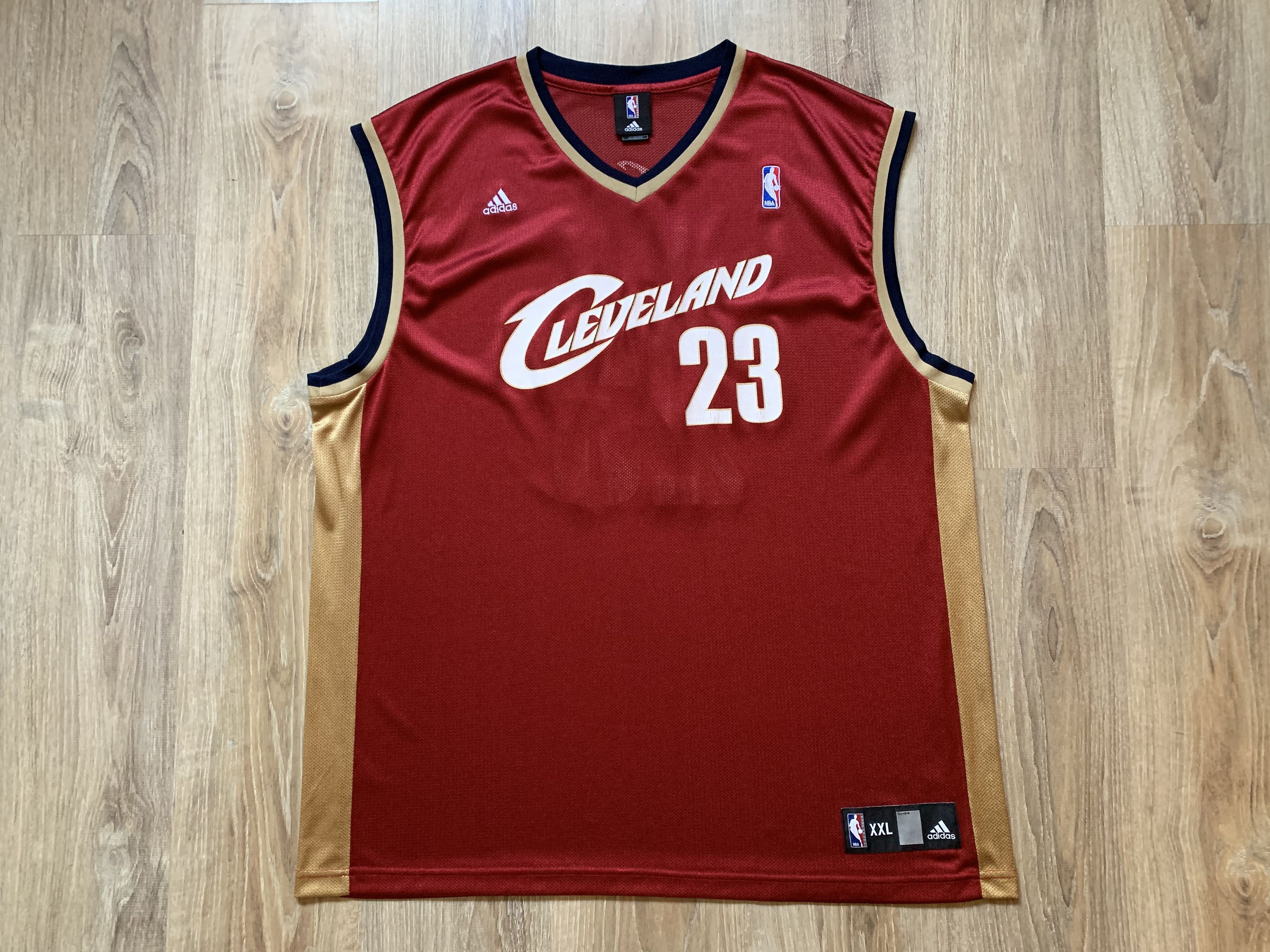 Adidas × NBA × Vintage Vintage Adidas Cleveland Cavaliers Lebron James #23 Jersey Size US XXL / EU 58 / 5 - 1 Thumbnail