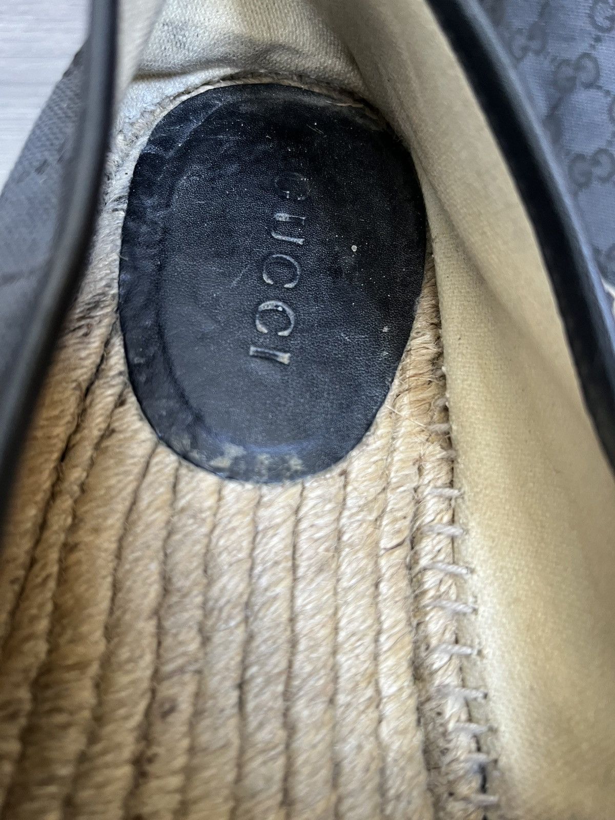 Gucci Gucci espadrille gg monogram slip ons sz 40 Size US 7 / EU 40 - 10 Thumbnail