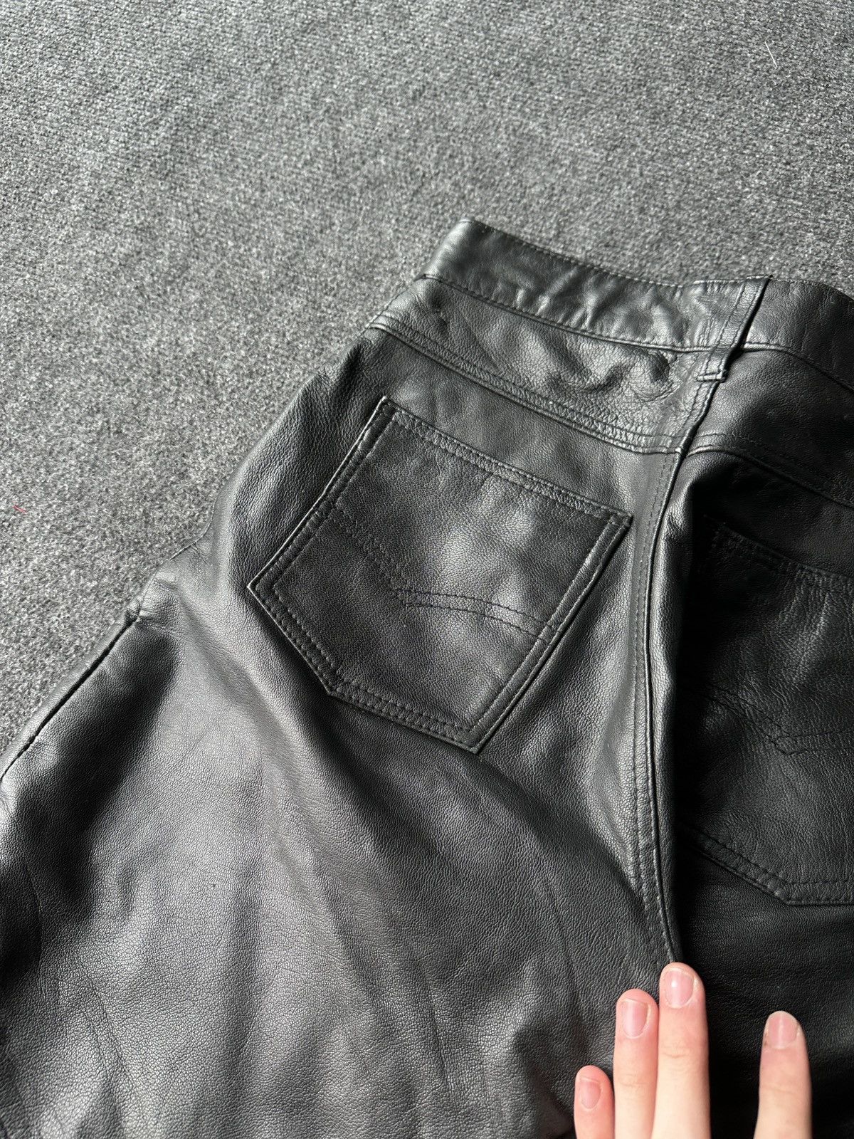 Apollo APOLLO 🚨SWISS DESIGN leather pants motorcycles LUXURY Y2K Size 27" / US 4 / IT 40 - 17 Thumbnail
