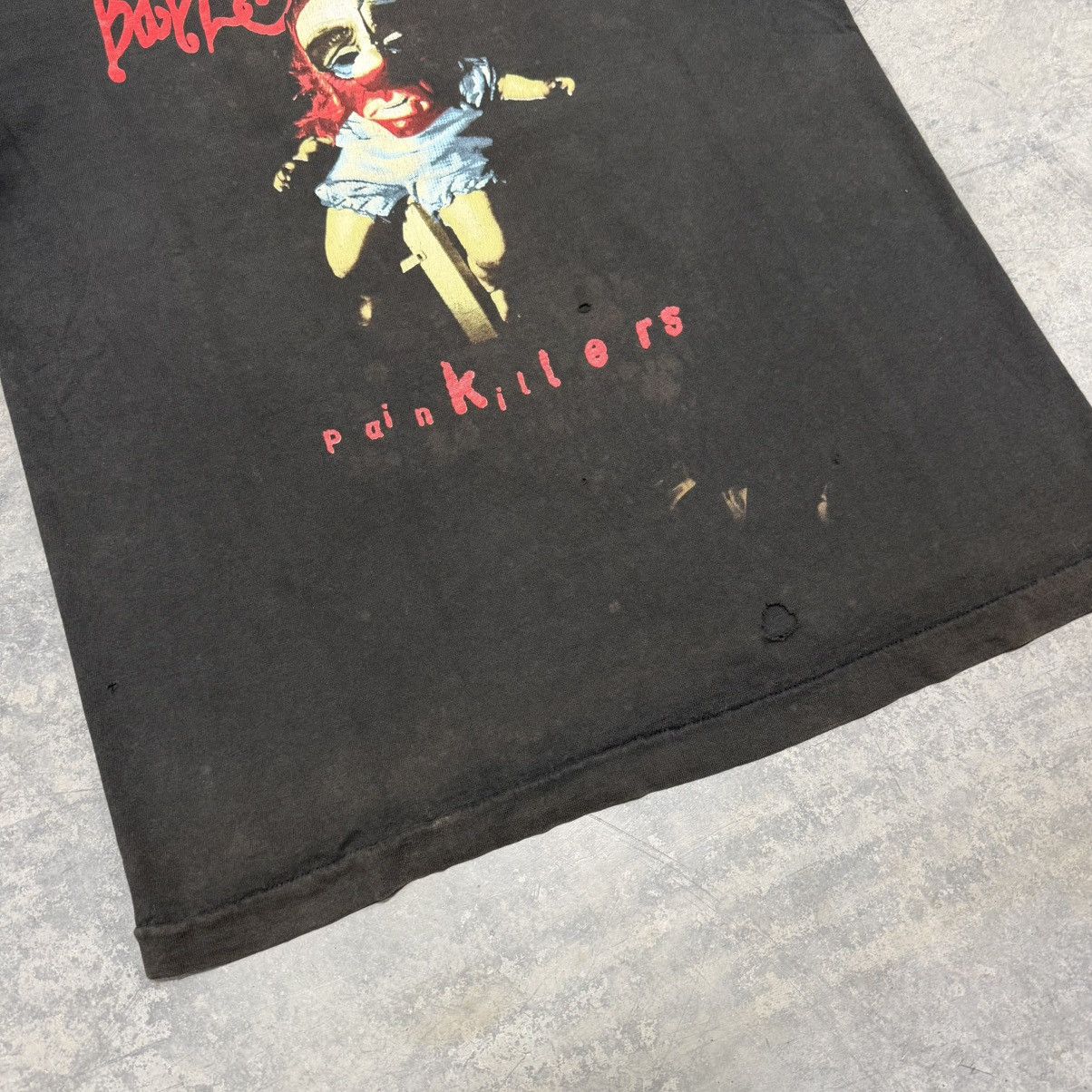 Vintage 1993 Vintage Faded Babes In Toyland Painkillers Band Tee Size US L / EU 52-54 / 3 - 2 Thumbnail