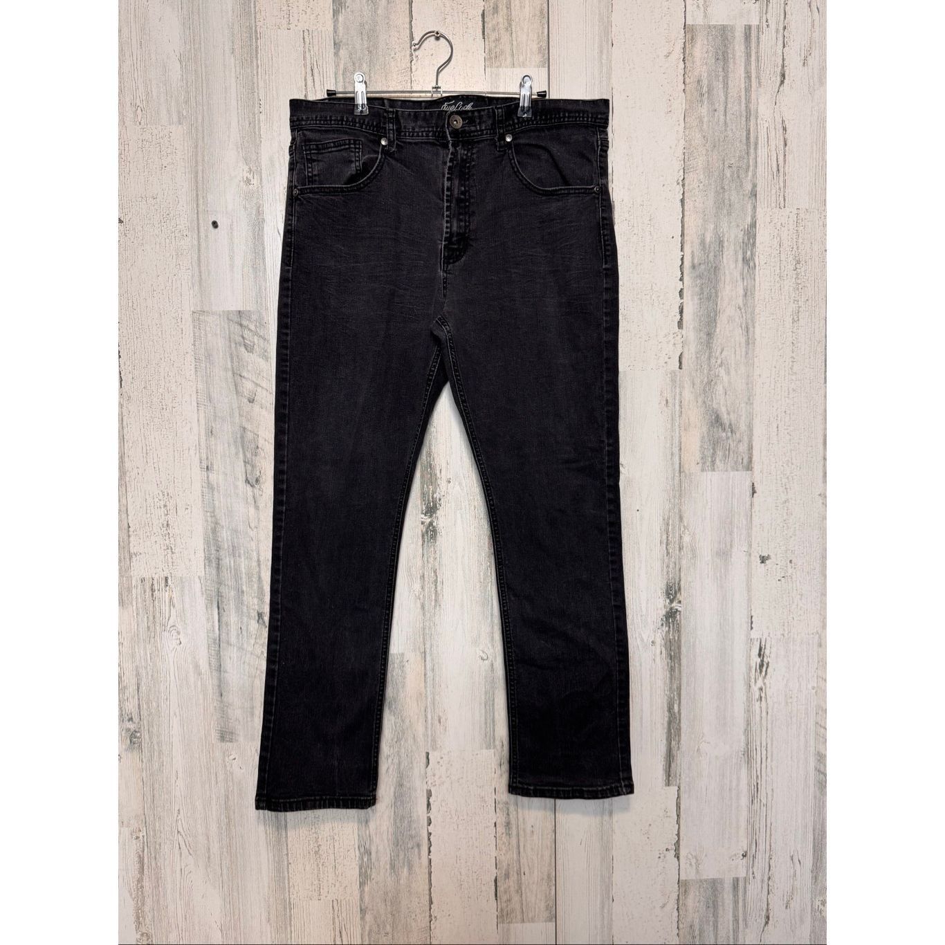 Other True Luck Black Denim Jeans Men’s 36x30 Straight Leg Classic Size US 36 / EU 52 - 2 Thumbnail
