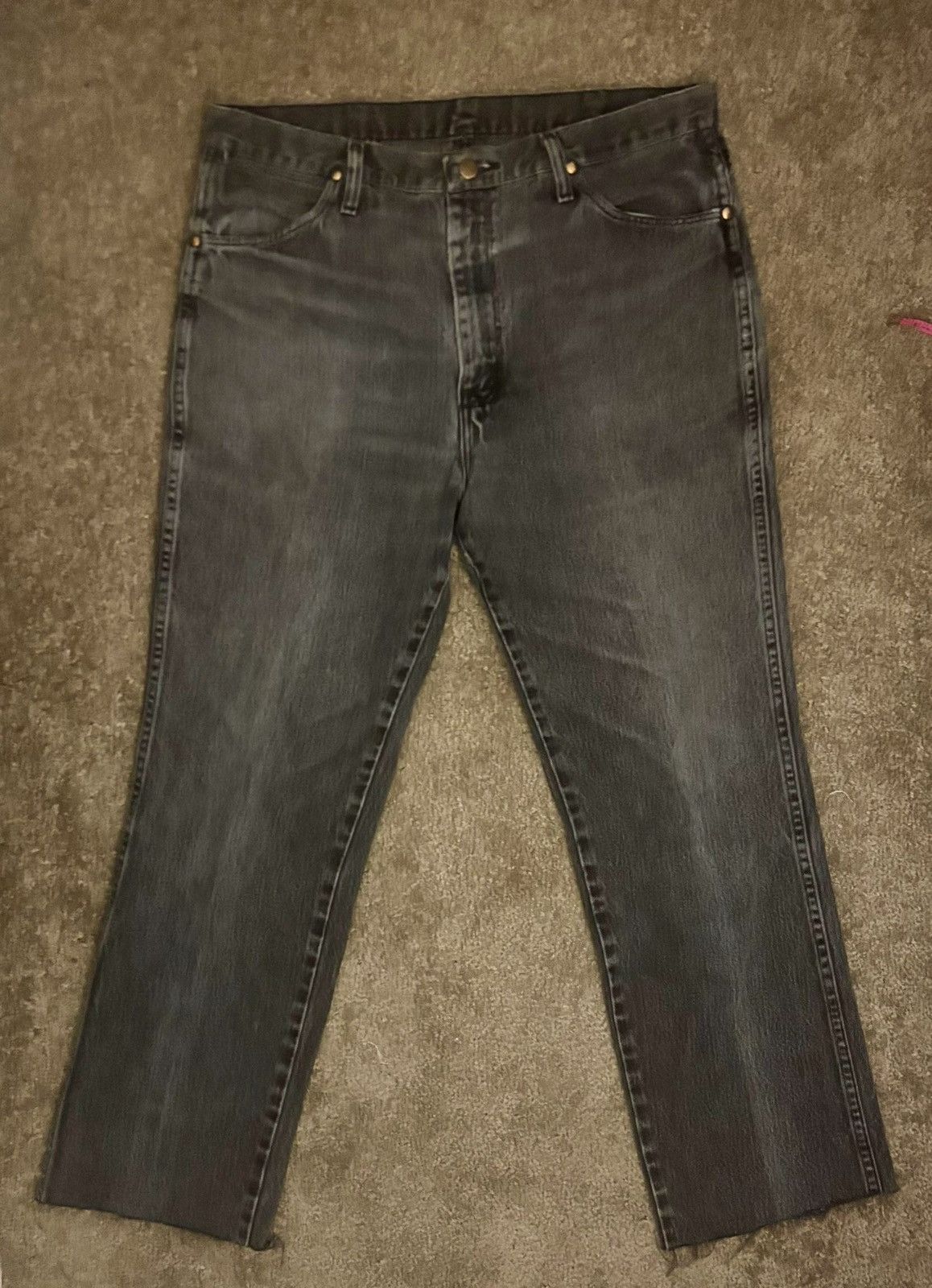 Wrangler Vintage Wrangler Cowboy Cut Gray Fade Jeans - 35x32 Size US 35 - 12 Thumbnail