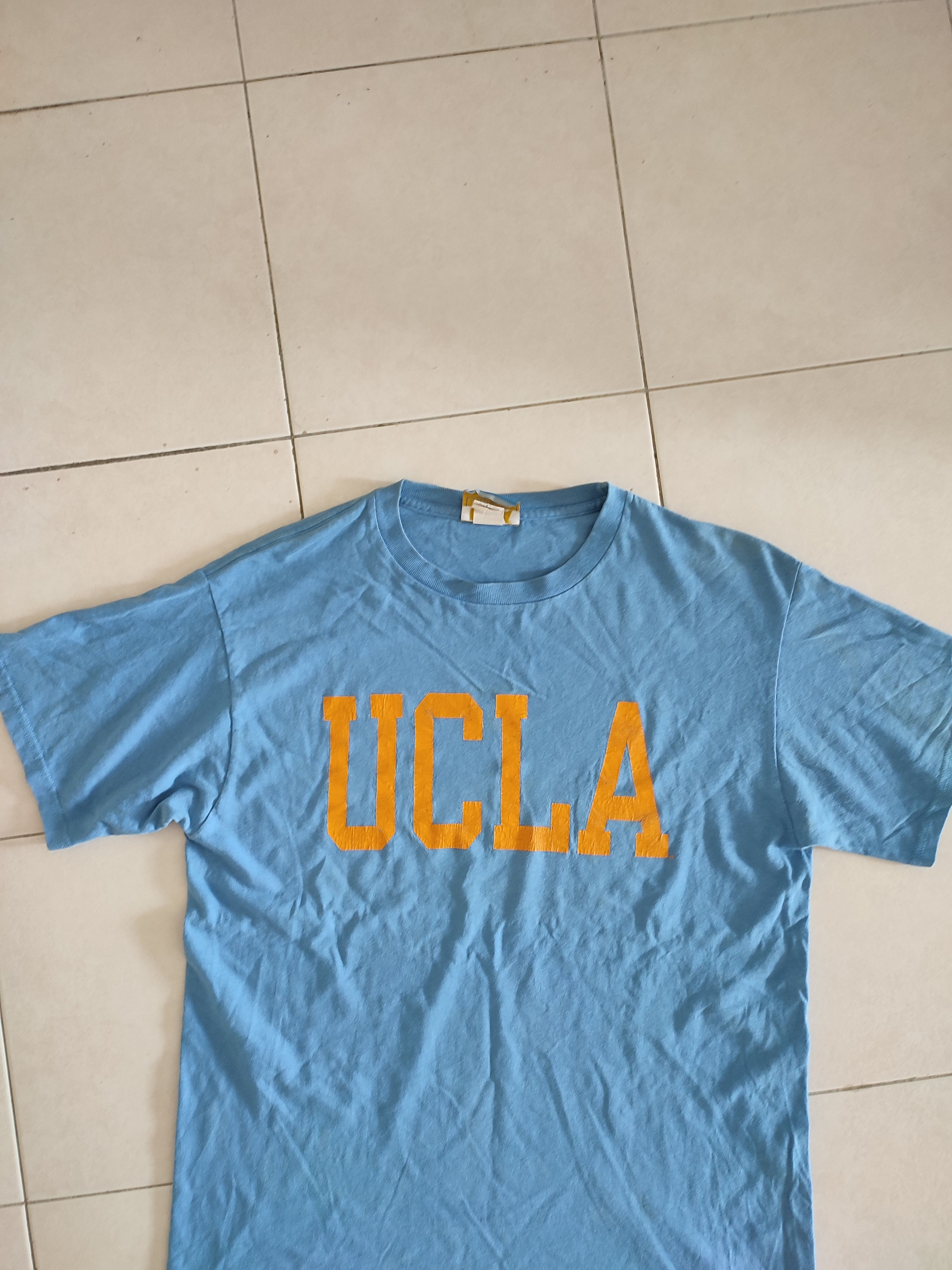 Vintage 90s Vintage UCLA Spell Out Tees Size US L / EU 52-54 / 3 - 4 Thumbnail