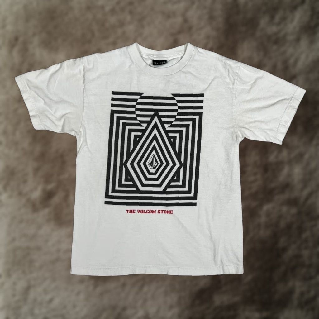 Volcom VINTAGE Volcom Shirt Mens M White Geometric The Volcom Stone Logo Graphic Y2K Skate Crew Neck Short Sleeve Size US M / EU 48-50 / 2 - 1 Thumbnail