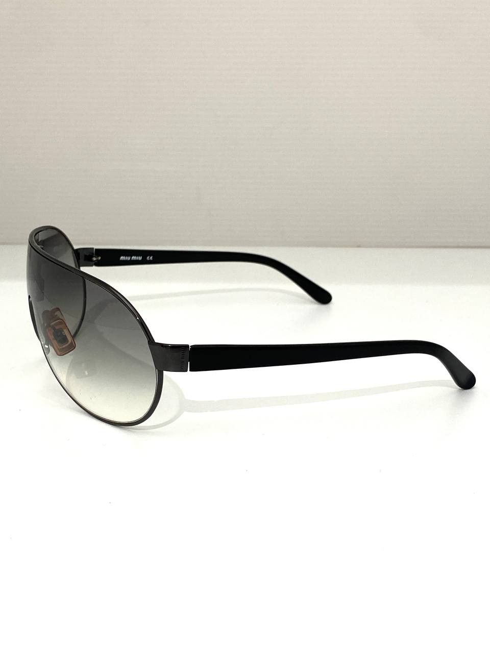 Miu Miu Miu Miu Logo Pilot Shield Retro Black Sunglasses Vintage Y2K Size ONE SIZE - 5 Thumbnail