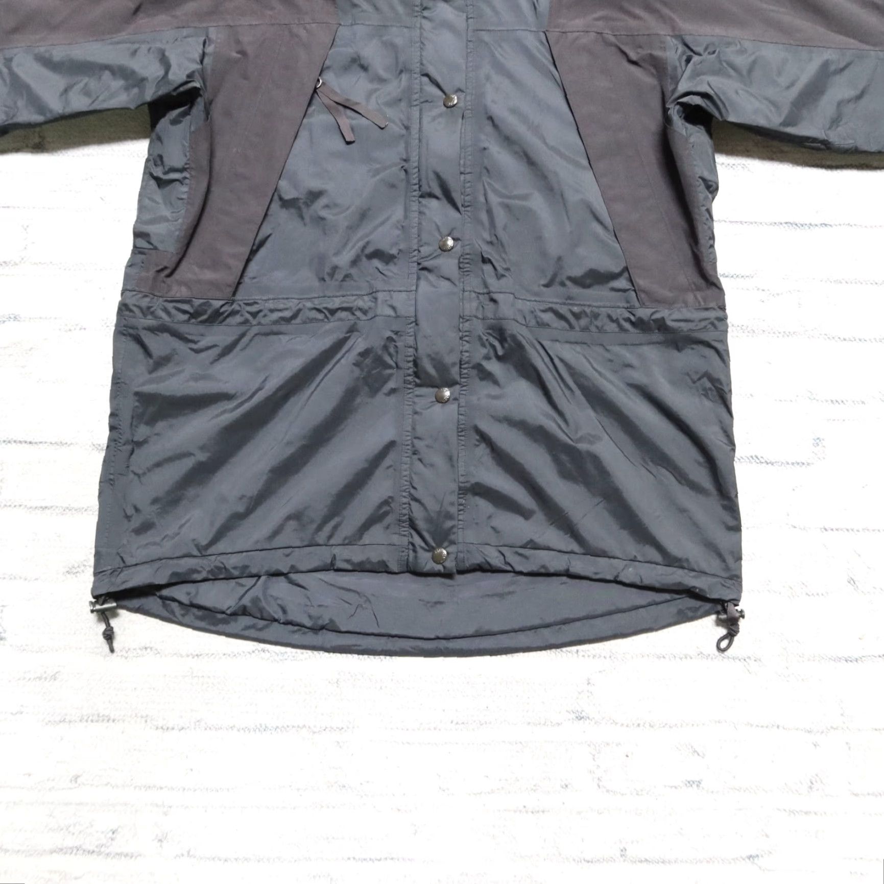 The North Face VINTAGE The North Face Goretex Mountain Light 2 Parka Jacket Mens M Black Size US M / EU 48-50 / 2 - 4 Thumbnail