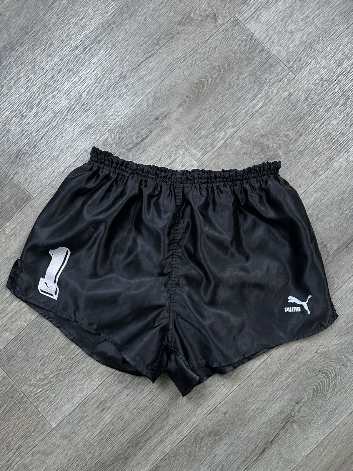 Puma 🫧PUMA VINTAGE SHORTS MEN’S 80s Size US 34 / EU 50 - 1 Thumbnail
