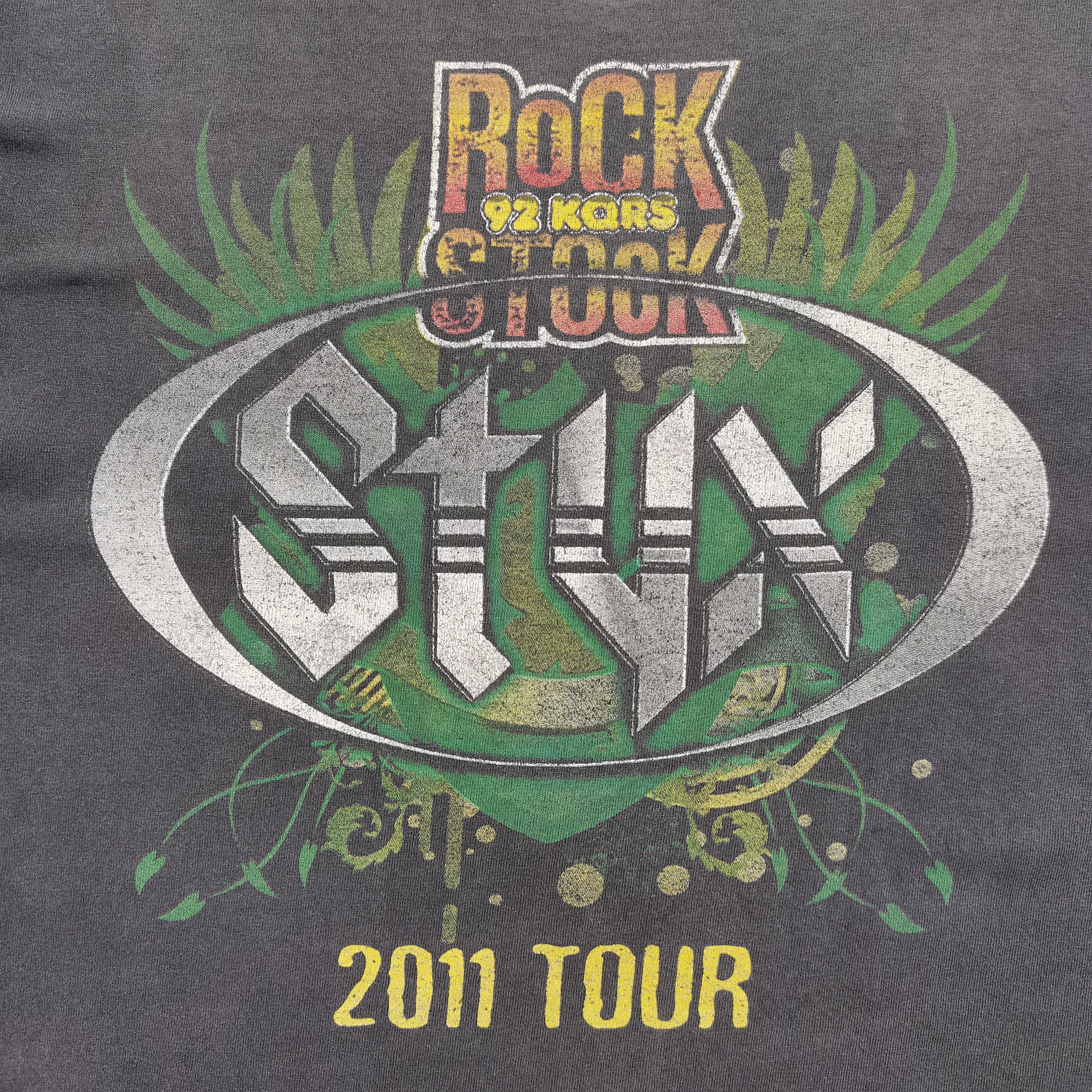 Band Tees × Vintage Steals🔥 Vintage 2011 STYX TOUR Distress Faded Tee Size US L / EU 52-54 / 3 - 2 Thumbnail