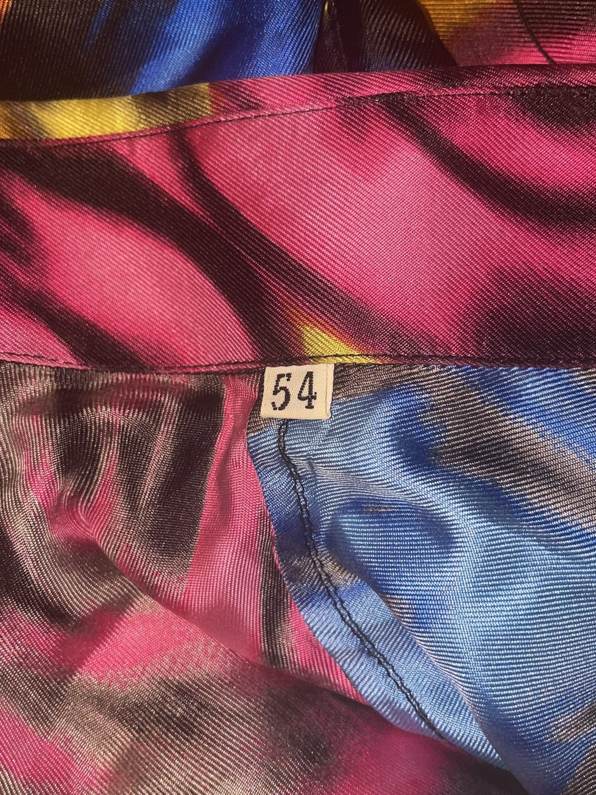 Versace RARE Vintage Versace Silk Shirt – Collector’s Archive Piece Size US L / EU 52-54 / 3 - 7 Thumbnail