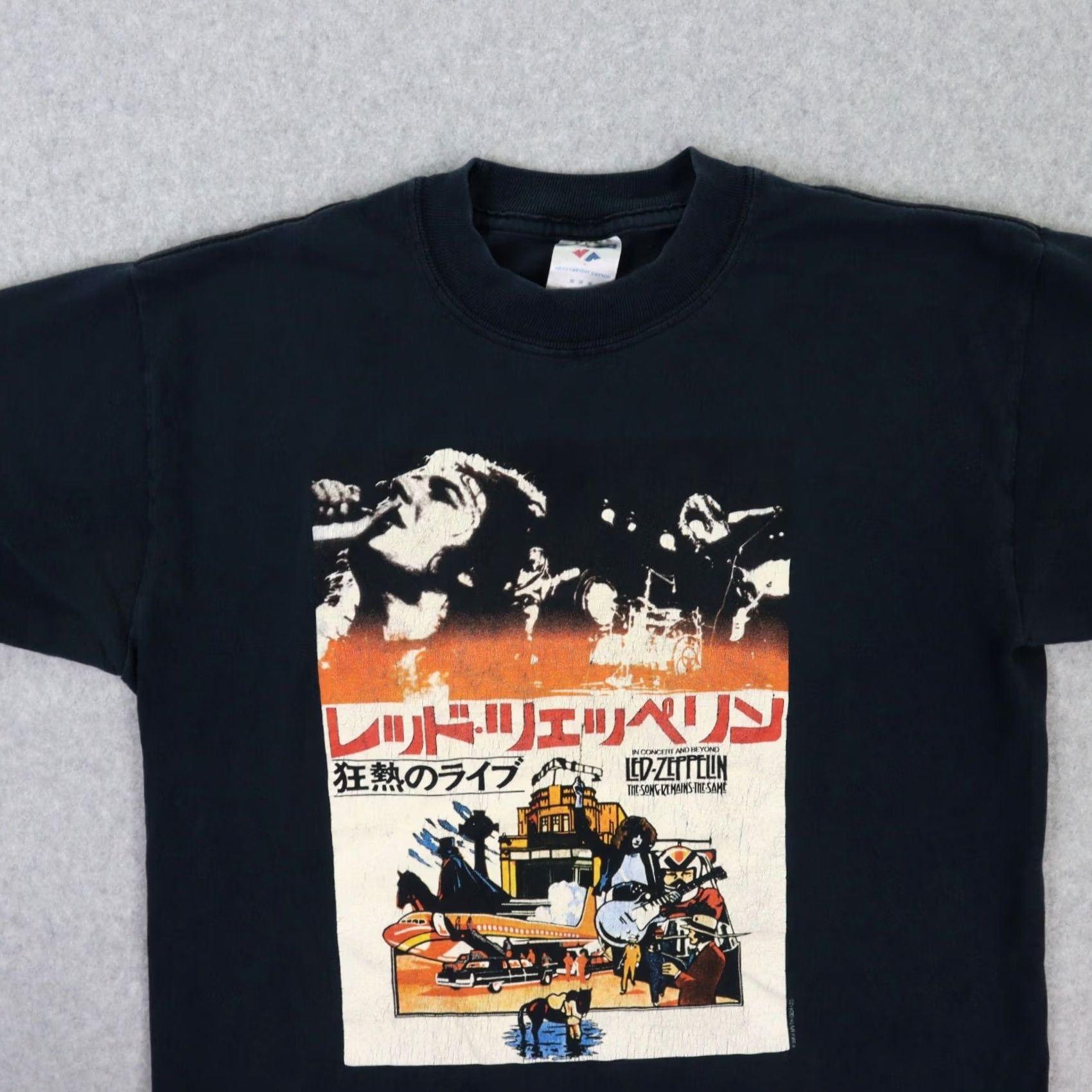 Jerzees Led Zeppelin MENS Small Japan Tour 1972 TShirt Concert & Beyond Vintage 2004 Shirt Men Small Black Music 70s Mens Size US S / EU 44-46 / 1 - 7 Thumbnail