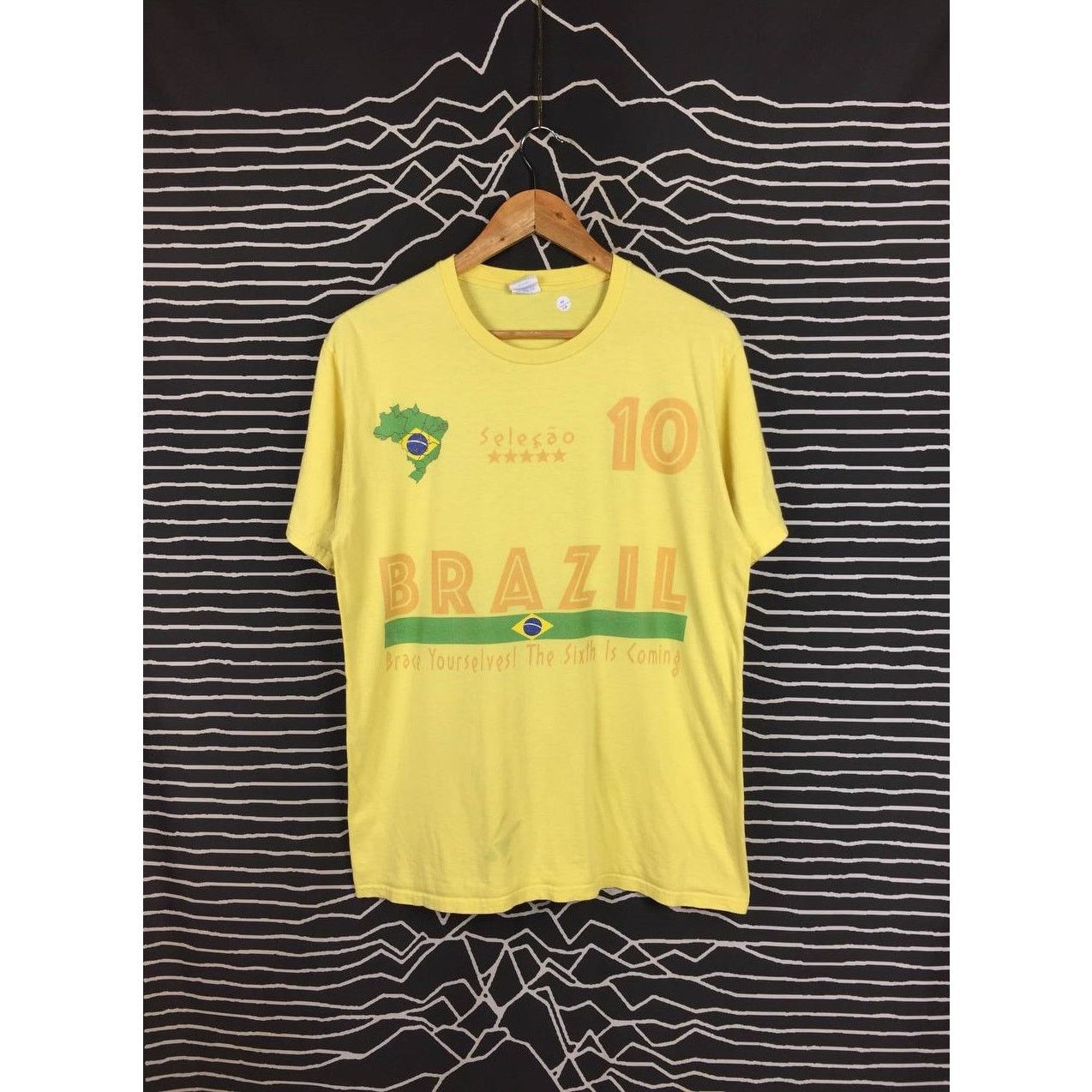 Vintage Vtg Brazil Selecao Brace Yourself The Sixth is Coming Tee Size US M / EU 48-50 / 2 - 2 Thumbnail