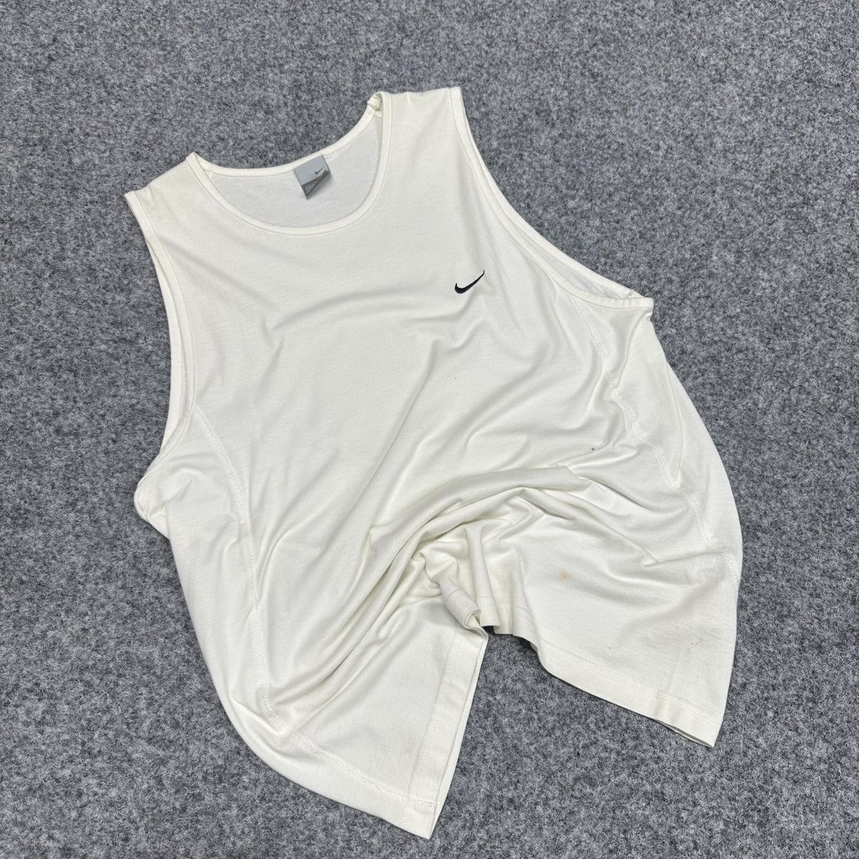 Nike VTG Man Nike Vest Small Logo Y2K 00s USA Hype Trend Staff Size US XL / EU 56 / 4 - 1 Thumbnail