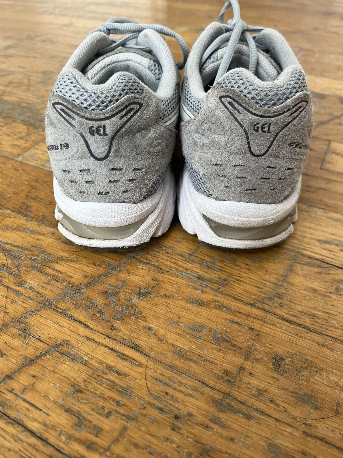 Asics Asics Gel Kayano 14 Size US 9.5 / EU 42-43 - 2 Thumbnail