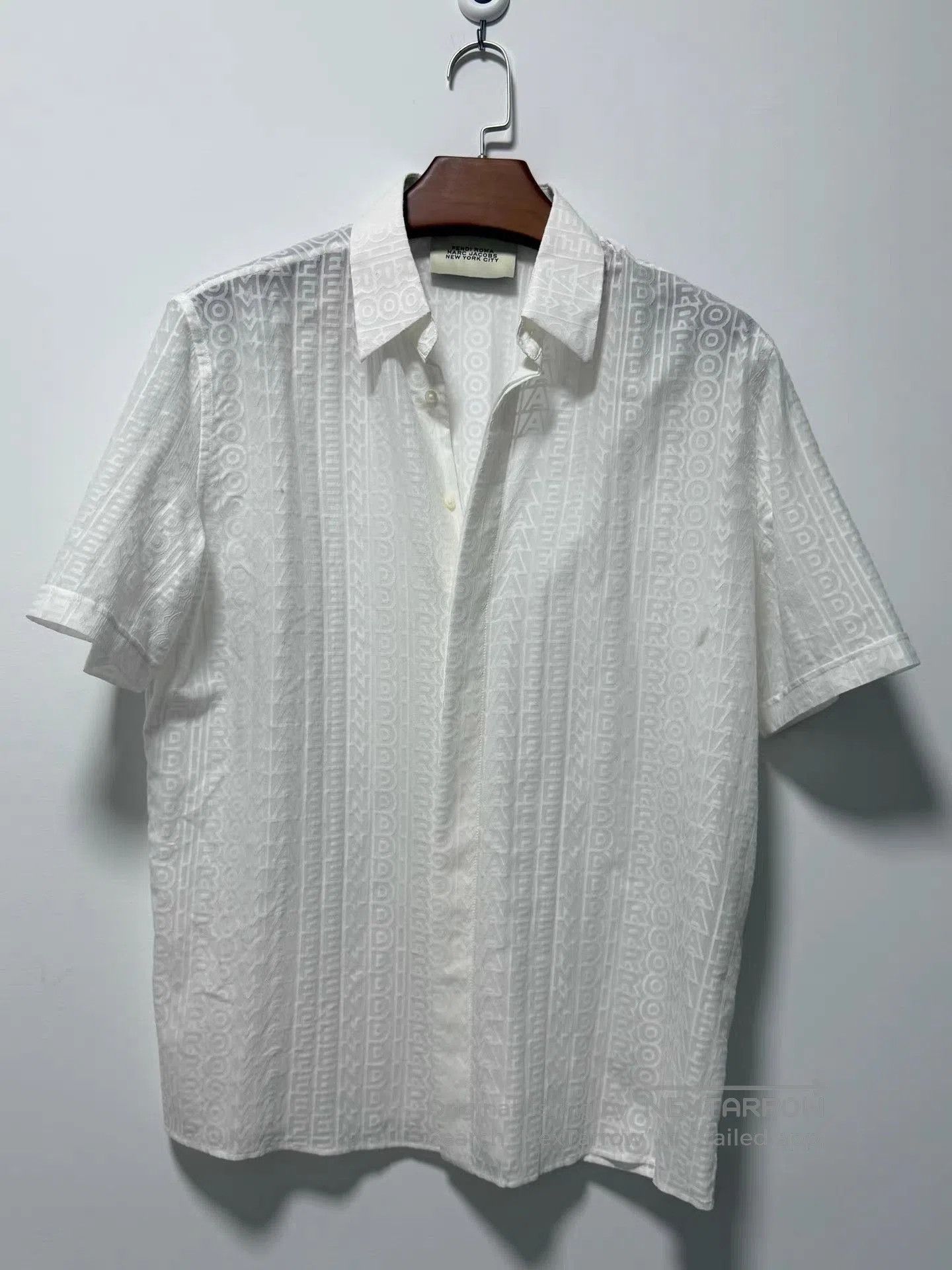 Fendi White Short Sleeve Patterned Shirt - XXS. Size US XXS / EU 40 - 1 Thumbnail