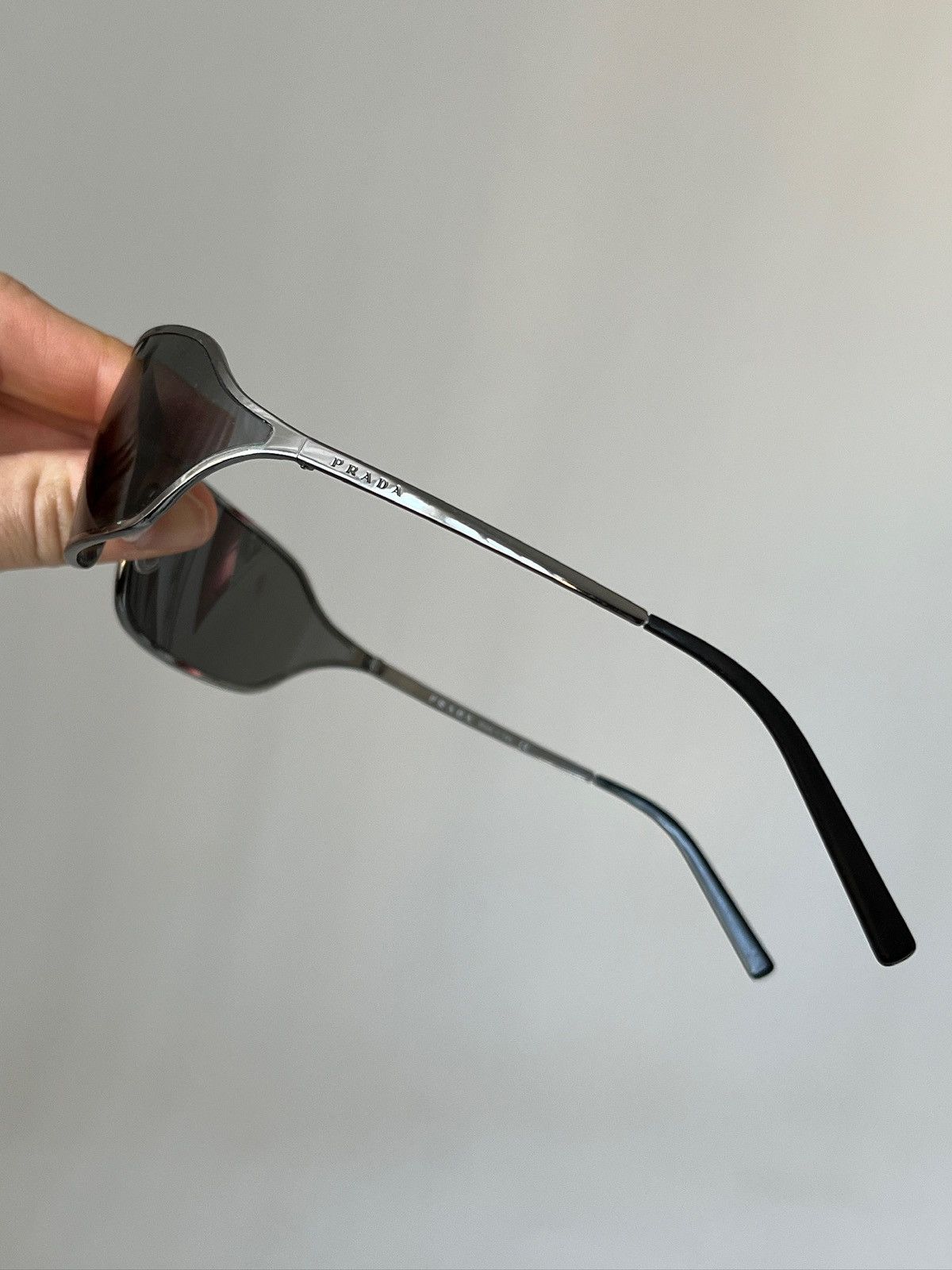 Prada PRADA 2004 Sunglasses Rimless Sport Metal Frame Shield R Size ONE SIZE - 5 Thumbnail