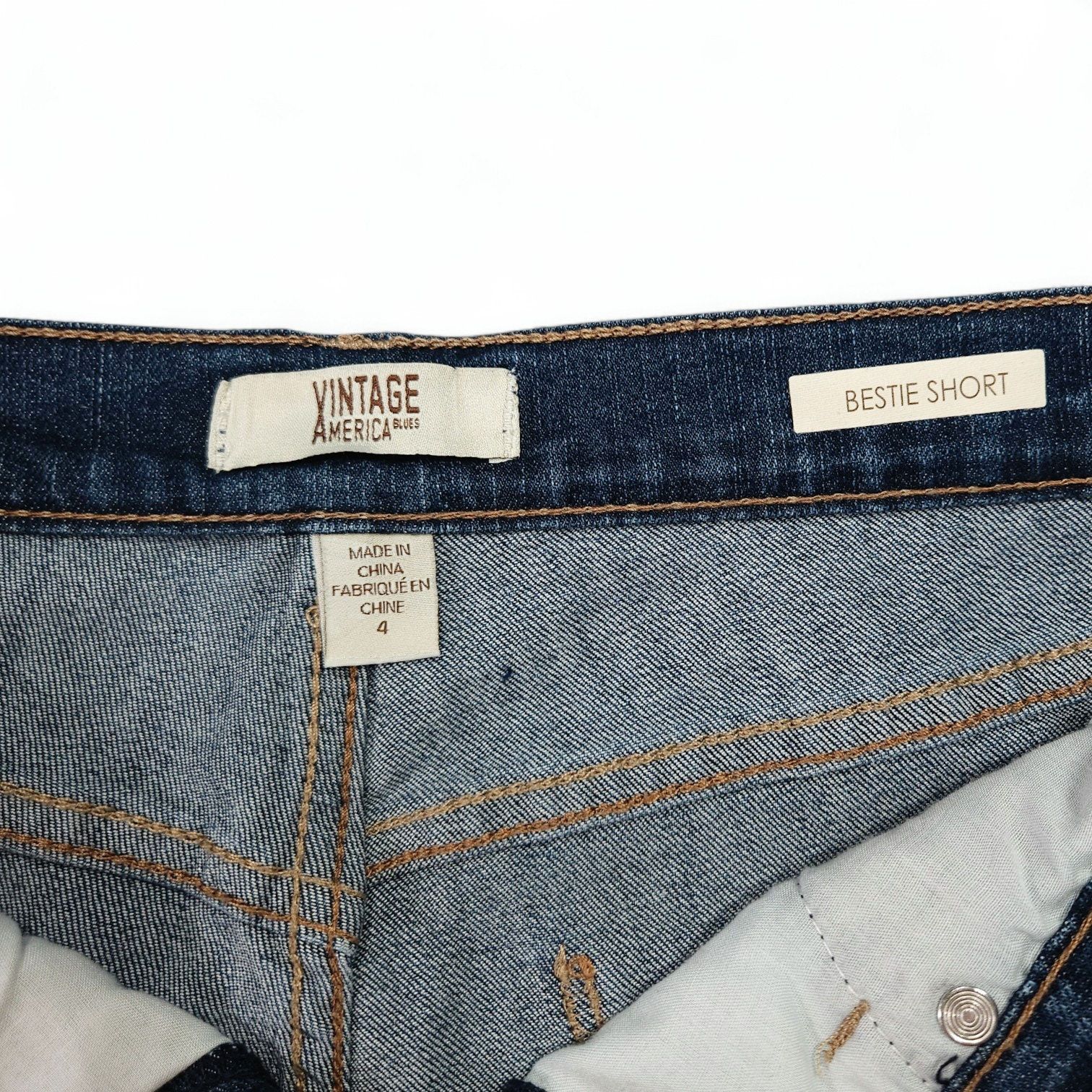 Other Vintage America Blues Embroidered Bestie Denim Shorts Sz 4 Size 32" / US 10 / IT 46 - 4 Thumbnail