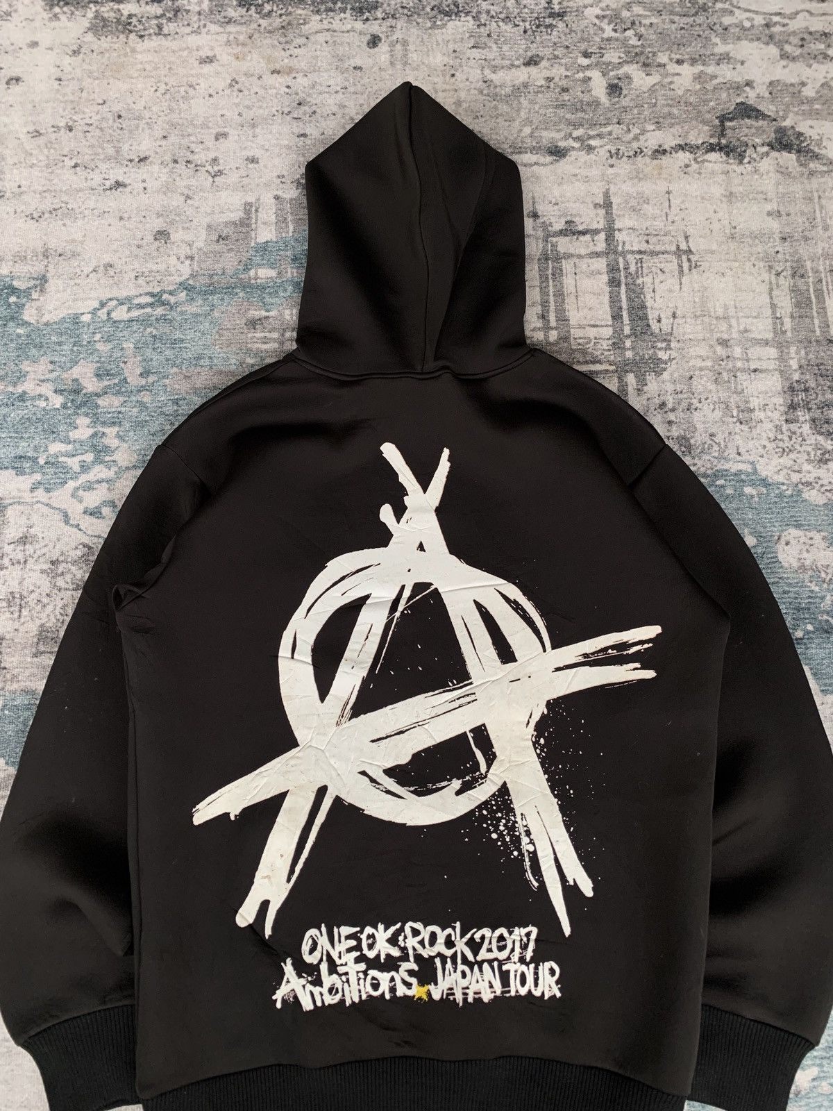 Japanese Brand × Vintage Hoodie one ok rock 2017 tour Size US M / EU 48-50 / 2 - 2 Thumbnail