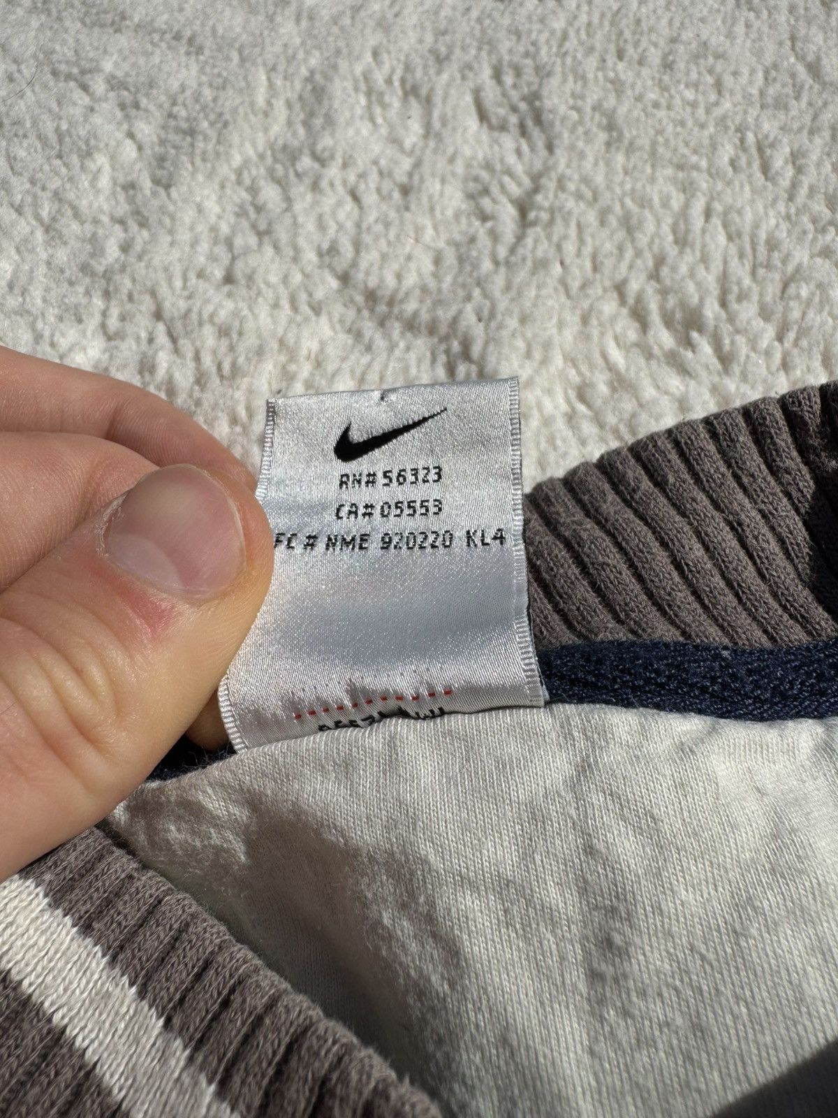 Nike Vintage Nike Y2K Boxy Sweatshirt, Men's S, big swoosh Size US S / EU 44-46 / 1 - 7 Thumbnail