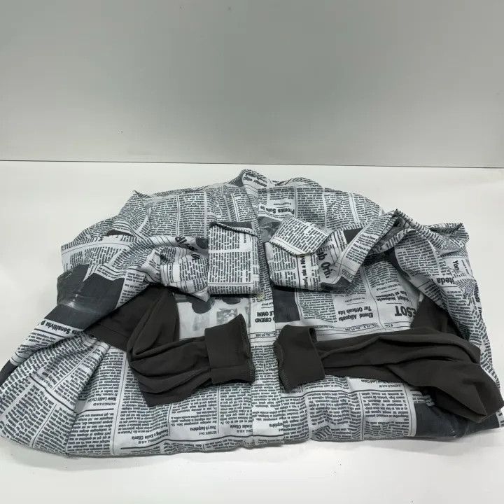 Balenciaga Balenciaga Casual Long Sleeve Shirt with Tee 0079-2507 Size US S / EU 44-46 / 1 - 6 Thumbnail