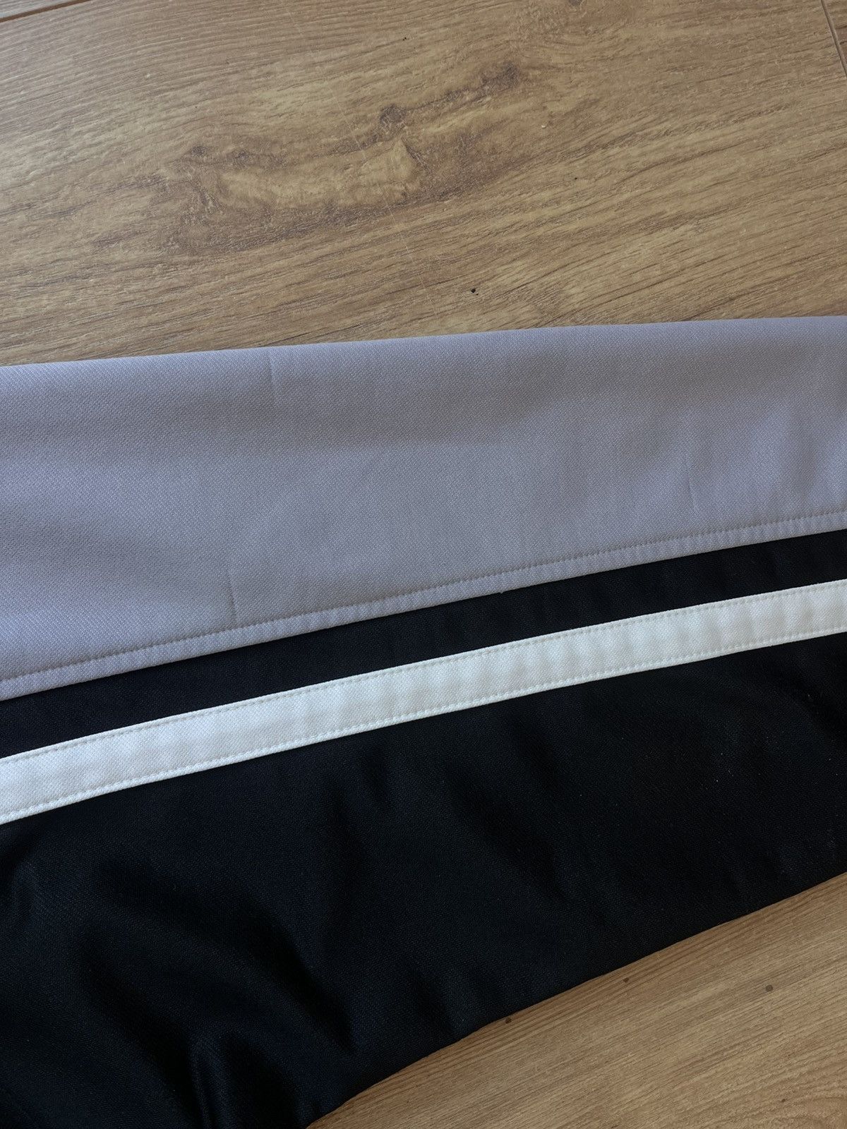 Nike 90’s NIKE MULTILOGO RETRO SWOOSH Y2K RARE TRACK JACKET Size US L / EU 52-54 / 3 - 13 Thumbnail