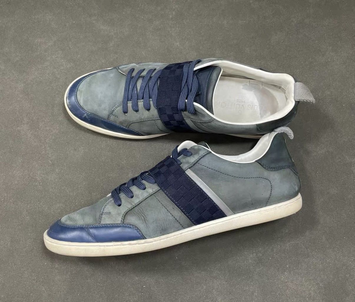 Louis Vuitton Louis Vuitton LV Leather-Panel Lace-Up Low-Top Sneakers J16 Size US 7 / EU 40 - 1 Thumbnail
