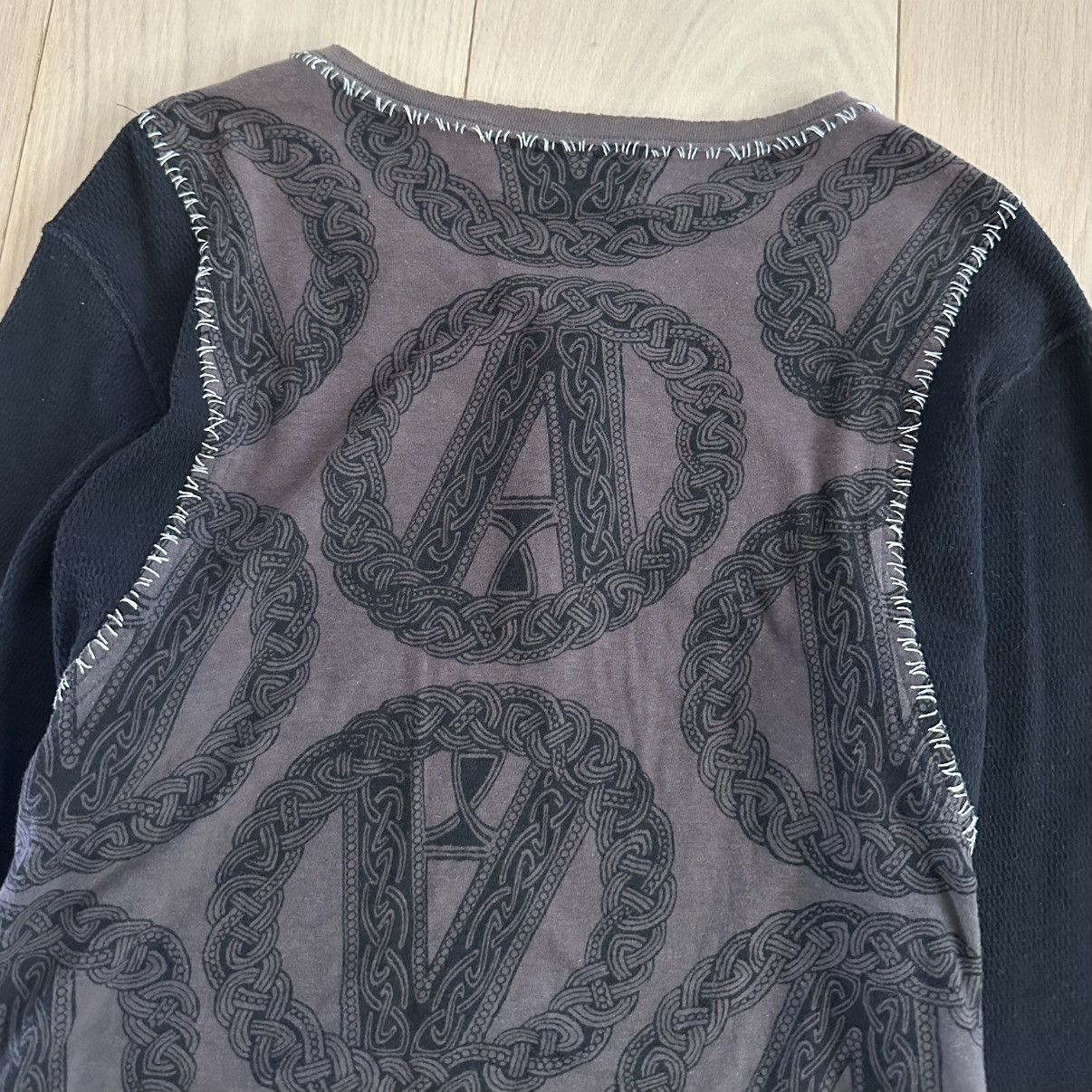 Undercover Scab SS2003 Anarchy Print Stitched Raglan Shirt Size US M / EU 48-50 / 2 - 4 Thumbnail