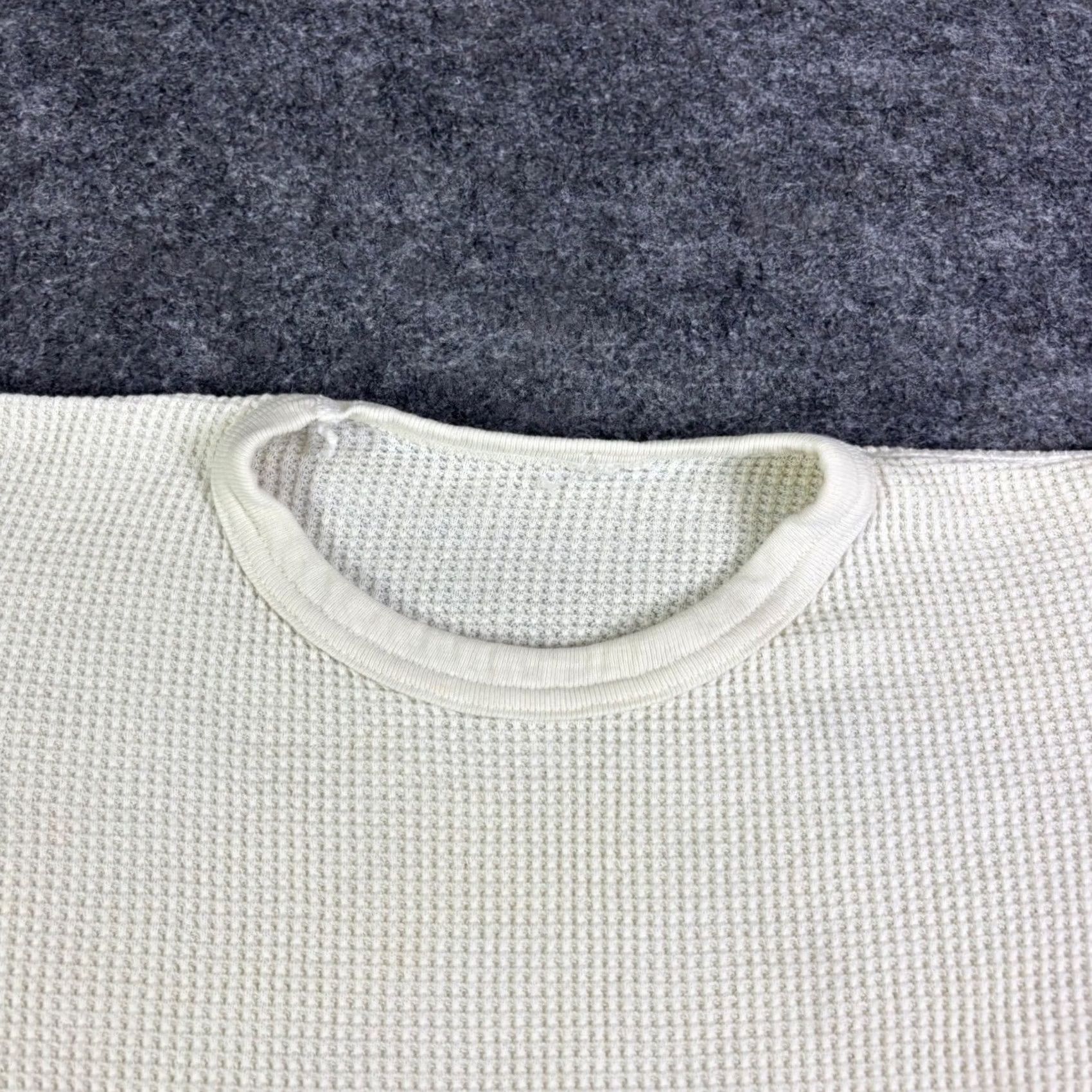 Vintage VINTAGE Thermal Waffle Knit Long Sleeve Shirt Cream Off-White Crew Neck Medium Mens 1990s Size US M / EU 48-50 / 2 - 5 Thumbnail