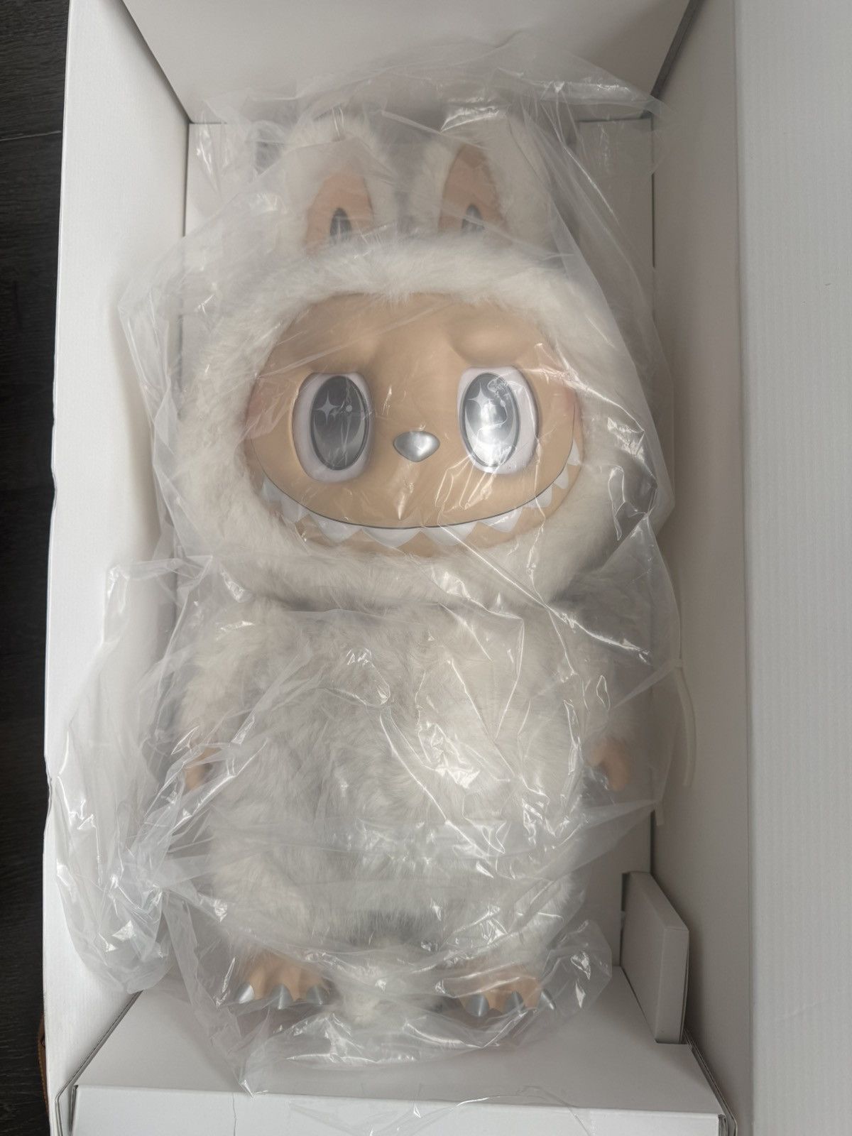 POP MART Angel in the clouds Size ONE SIZE - 8 Thumbnail