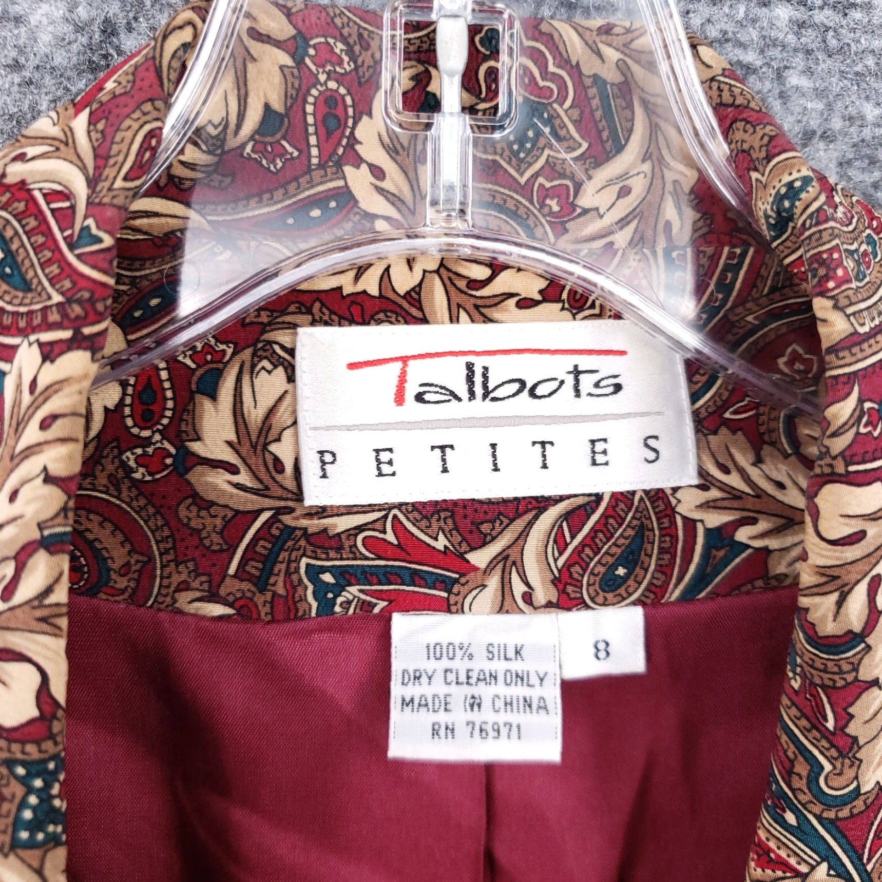 Talbots Talbots Blazer Women 8 Petite Red Paisley Silk Long Sleeve Button Office Formal Jacket Size M / US 6-8 / IT 42-44 - 3 Thumbnail